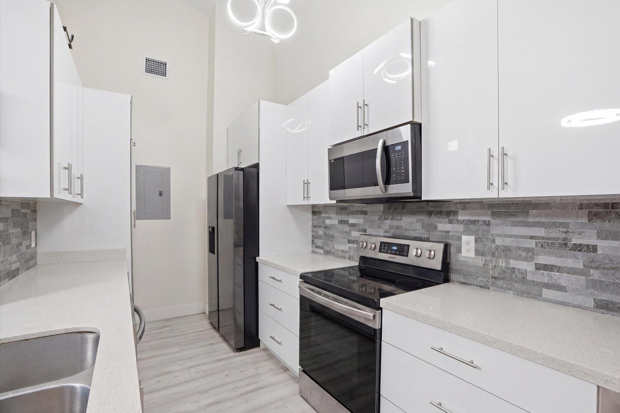 3414 Freedom Drive, Hollywood, FL 33021 — photo 3 of 38