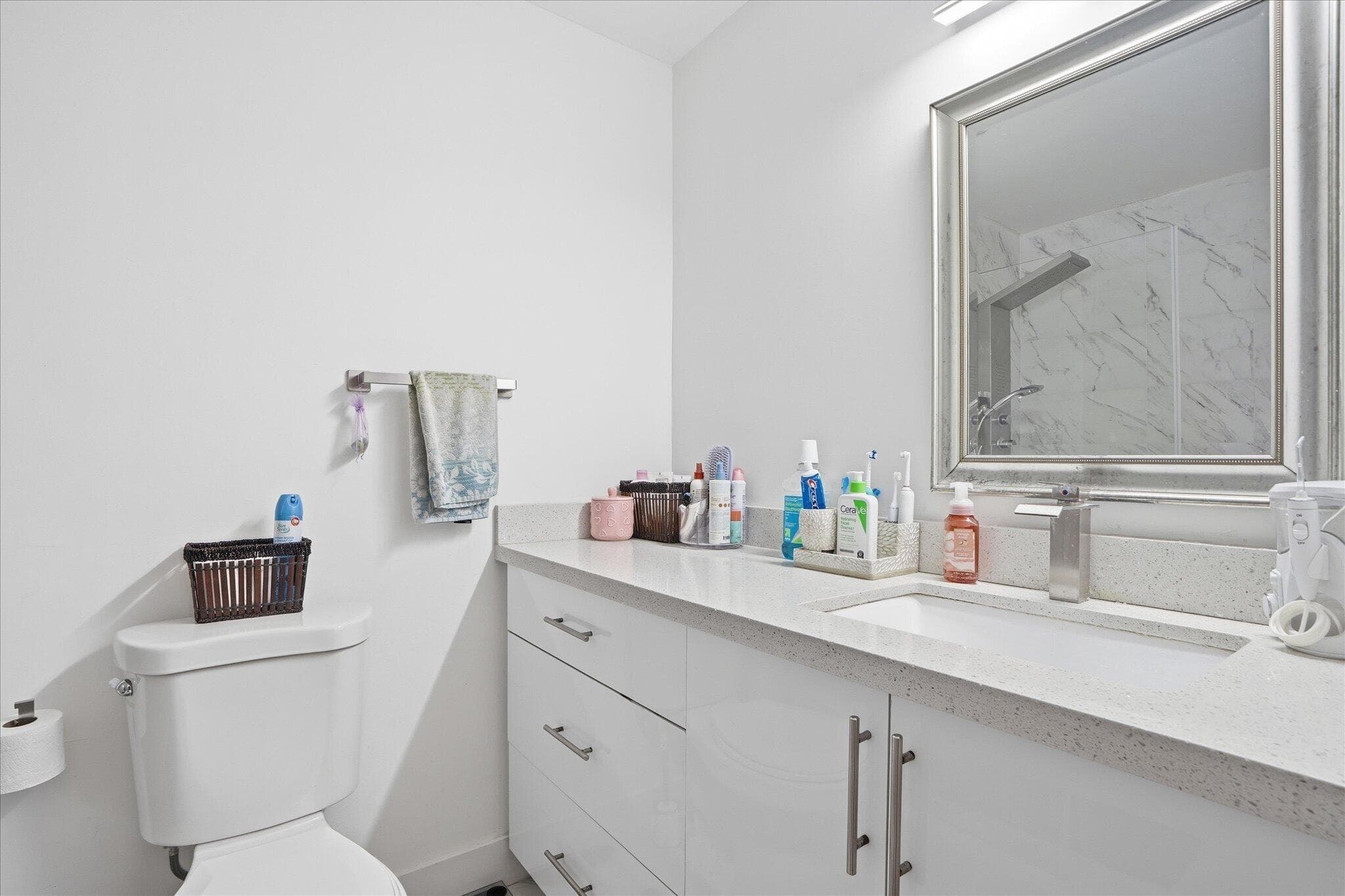 3414 Freedom Drive, Hollywood, FL 33021 — photo 13 of 38