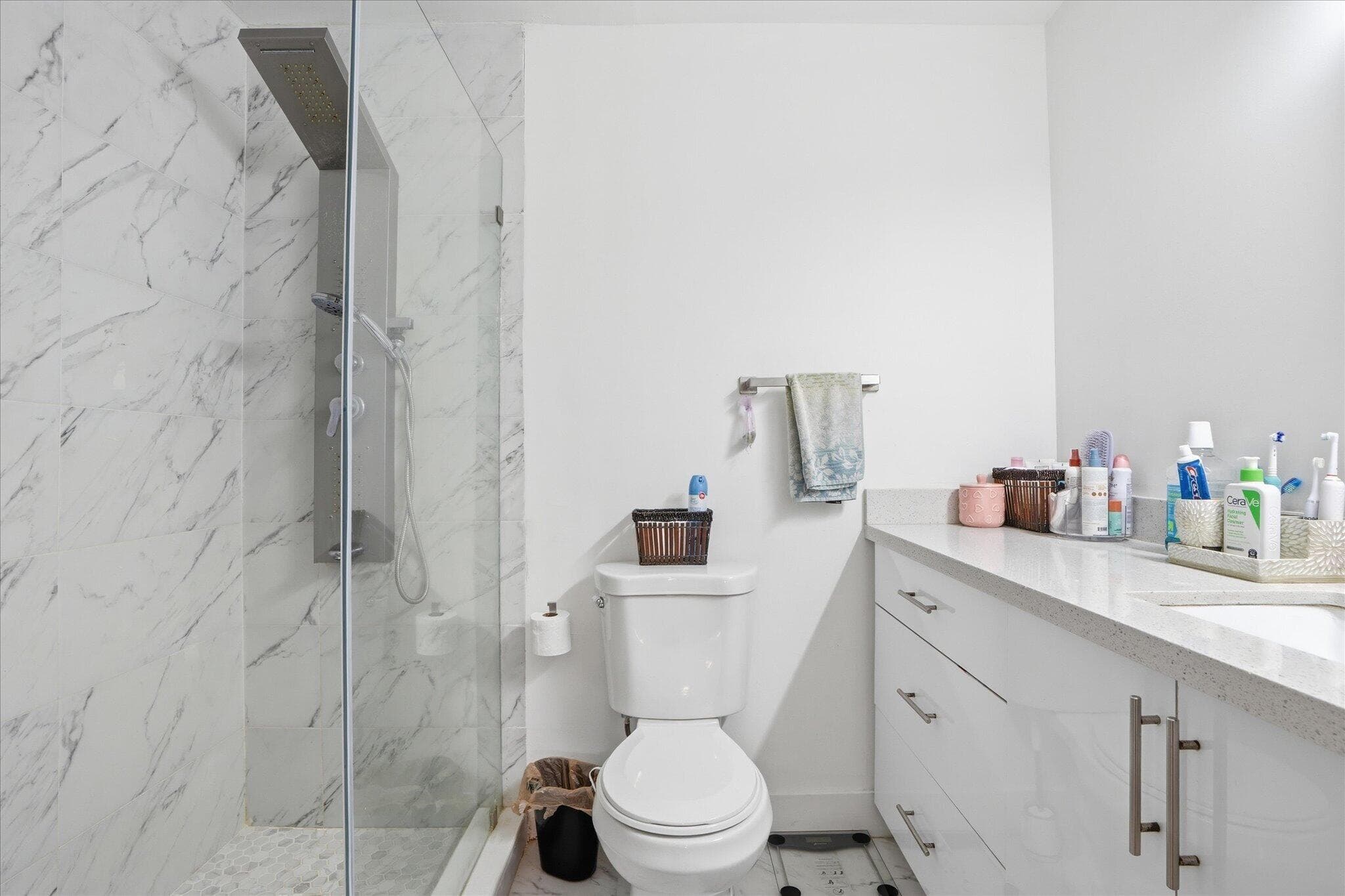 3414 Freedom Drive, Hollywood, FL 33021 — photo 14 of 38