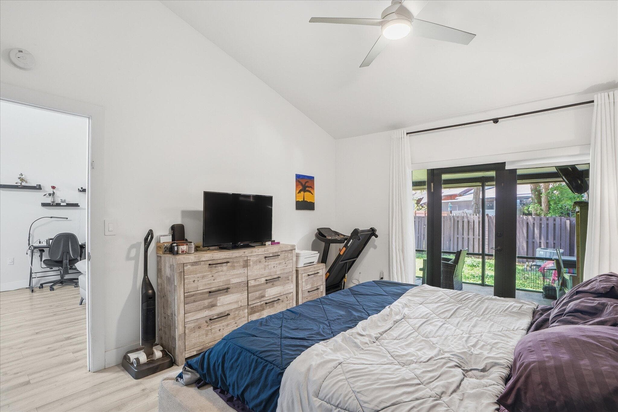 3414 Freedom Drive, Hollywood, FL 33021 — photo 12 of 38