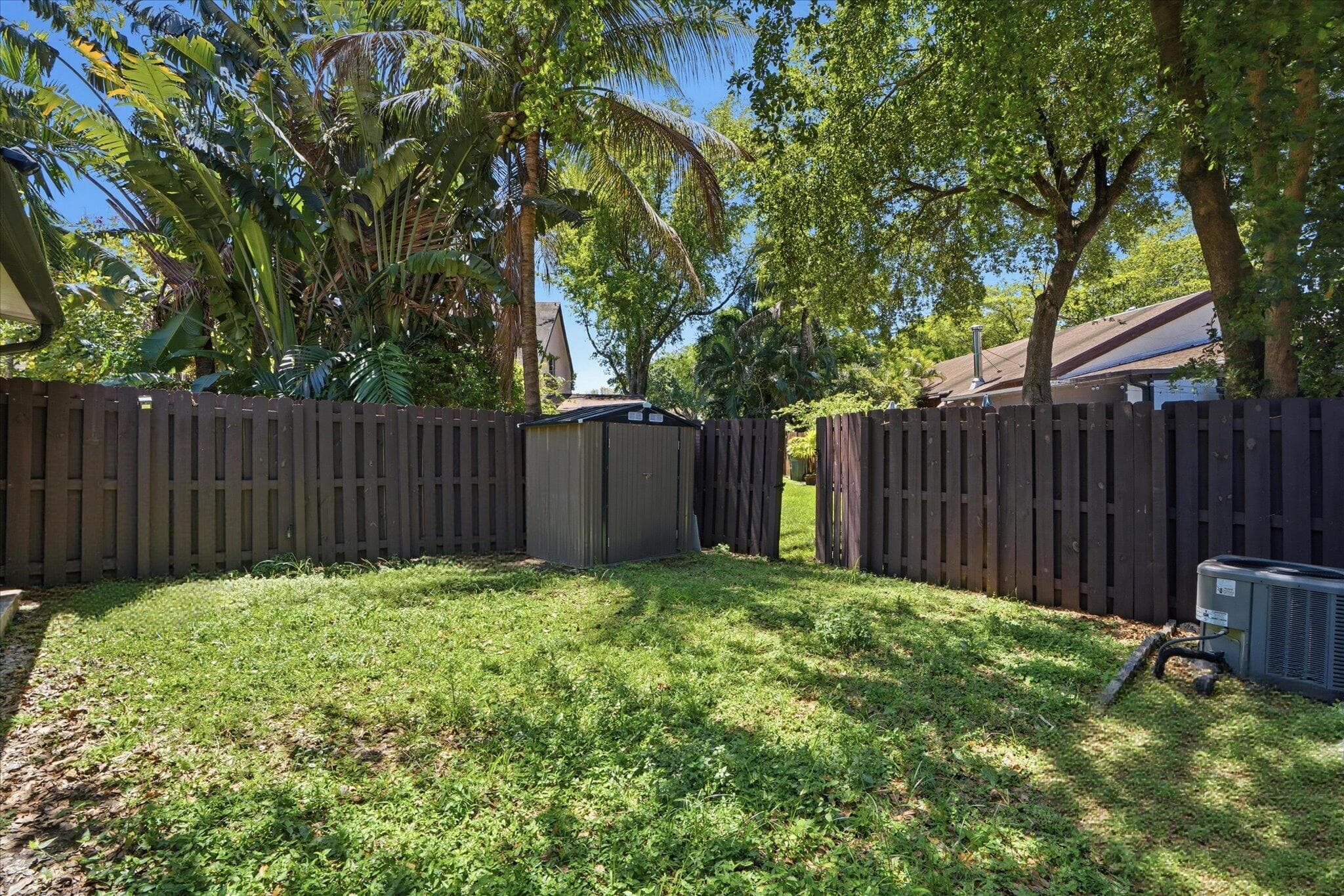 3414 Freedom Drive, Hollywood, FL 33021 — photo 27 of 38