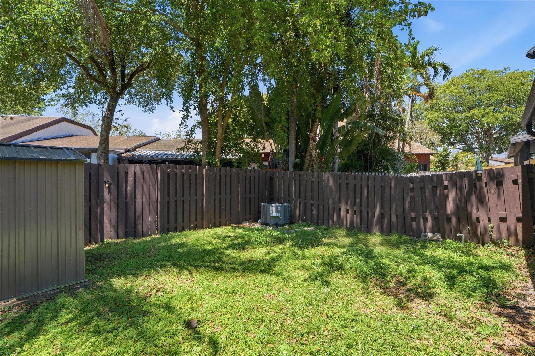3414 Freedom Drive, Hollywood, FL 33021 — photo 31 of 38