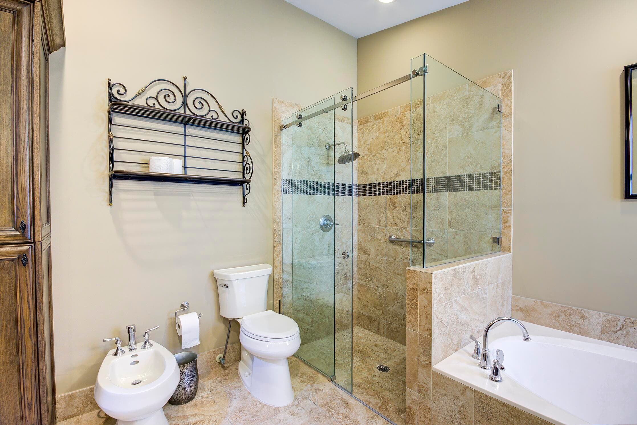 6395 Tiara Drive, Boynton Beach, FL 33437 — photo 11 of 37