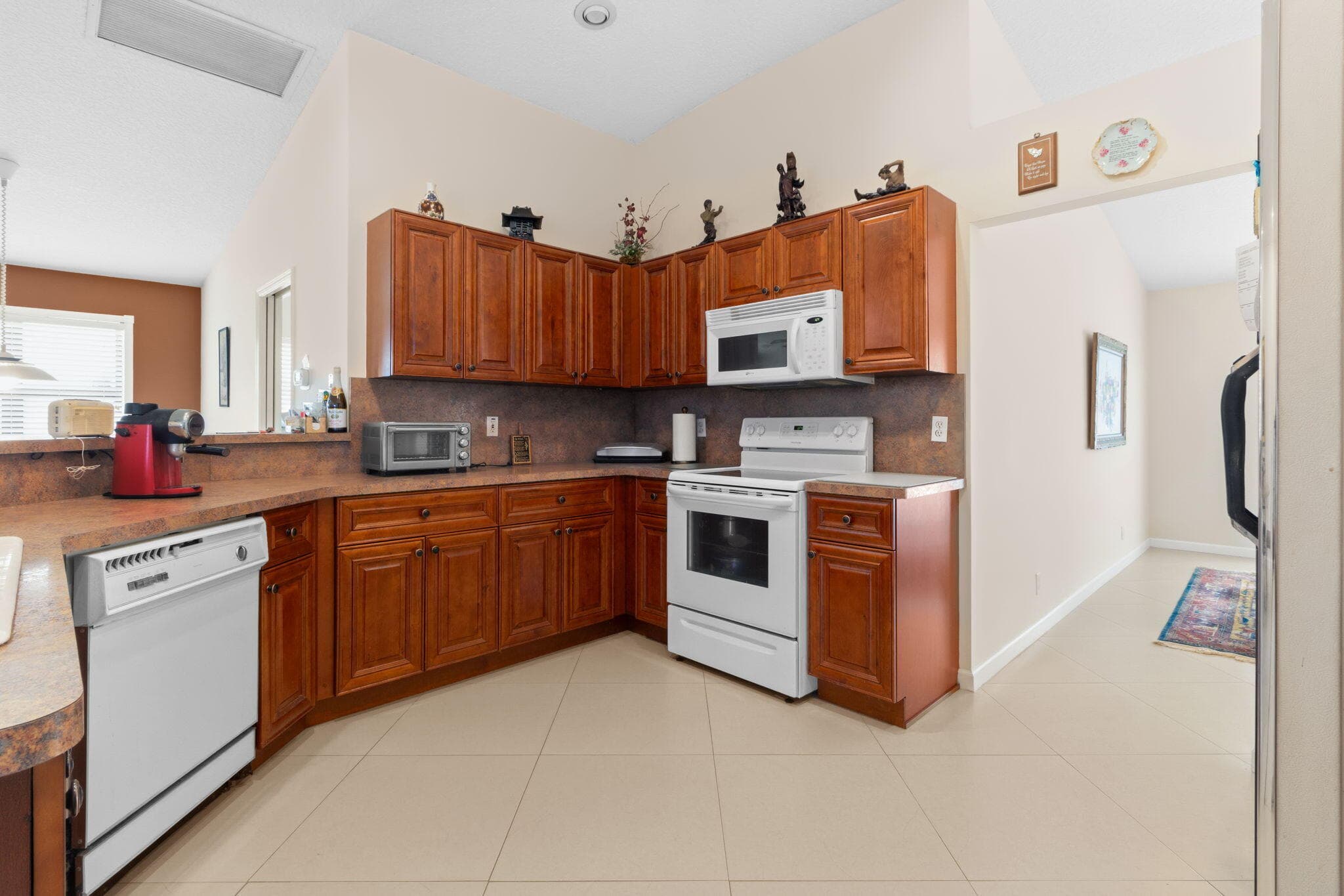 132 Kings Way, Royal Palm Beach, FL 33411 — photo 16 of 32