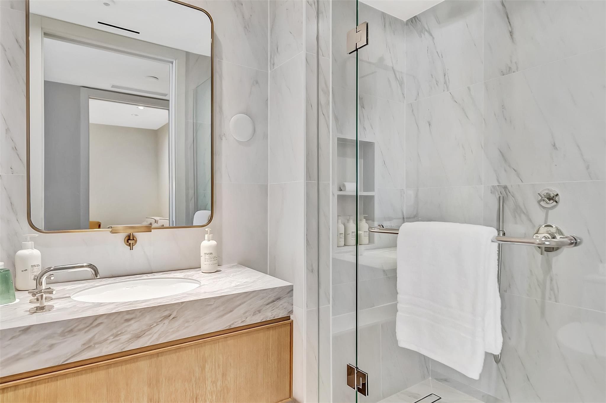 525 N Fort Lauderdale Beach Boulevard 1607, Fort Lauderdale, FL 33304 — photo 21 of 30