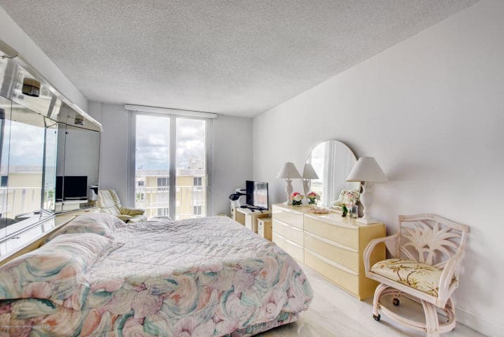 100 Worth Avenue 7, Palm Beach, FL 33480 — photo 18 of 28
