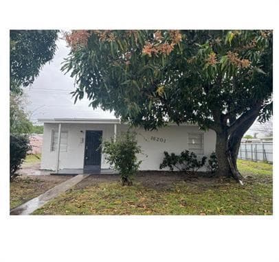 16201 NW 27th Avenue NW 16201, Opa-Locka, FL 33054 — photo 1 of 28