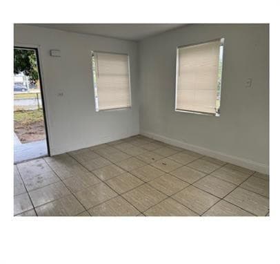 16201 NW 27th Avenue NW 16201, Opa-Locka, FL 33054 — photo 4 of 28
