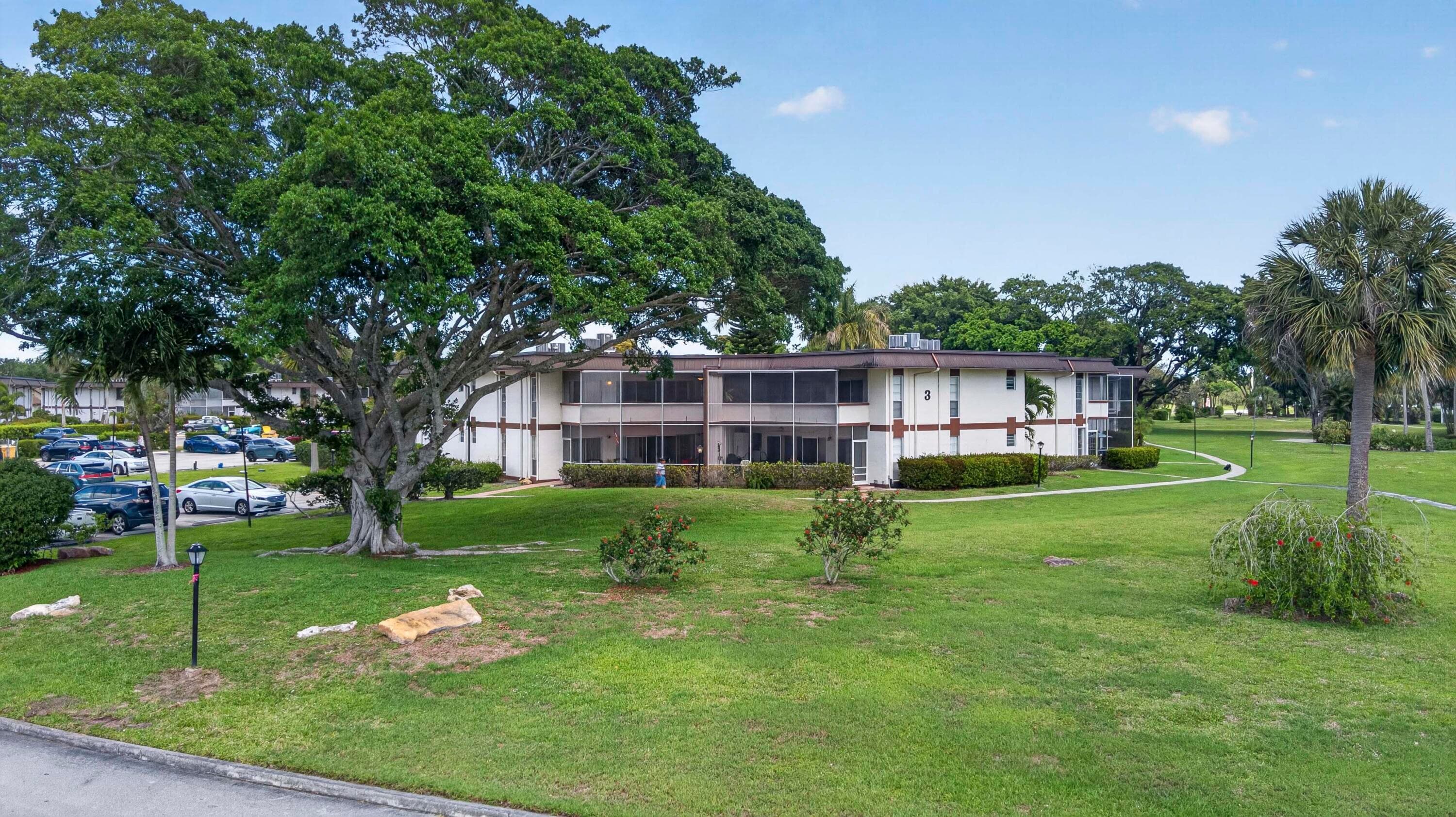 3 Greenway Vlg N 210, Royal Palm Beach, FL 33411 — photo 41 of 54