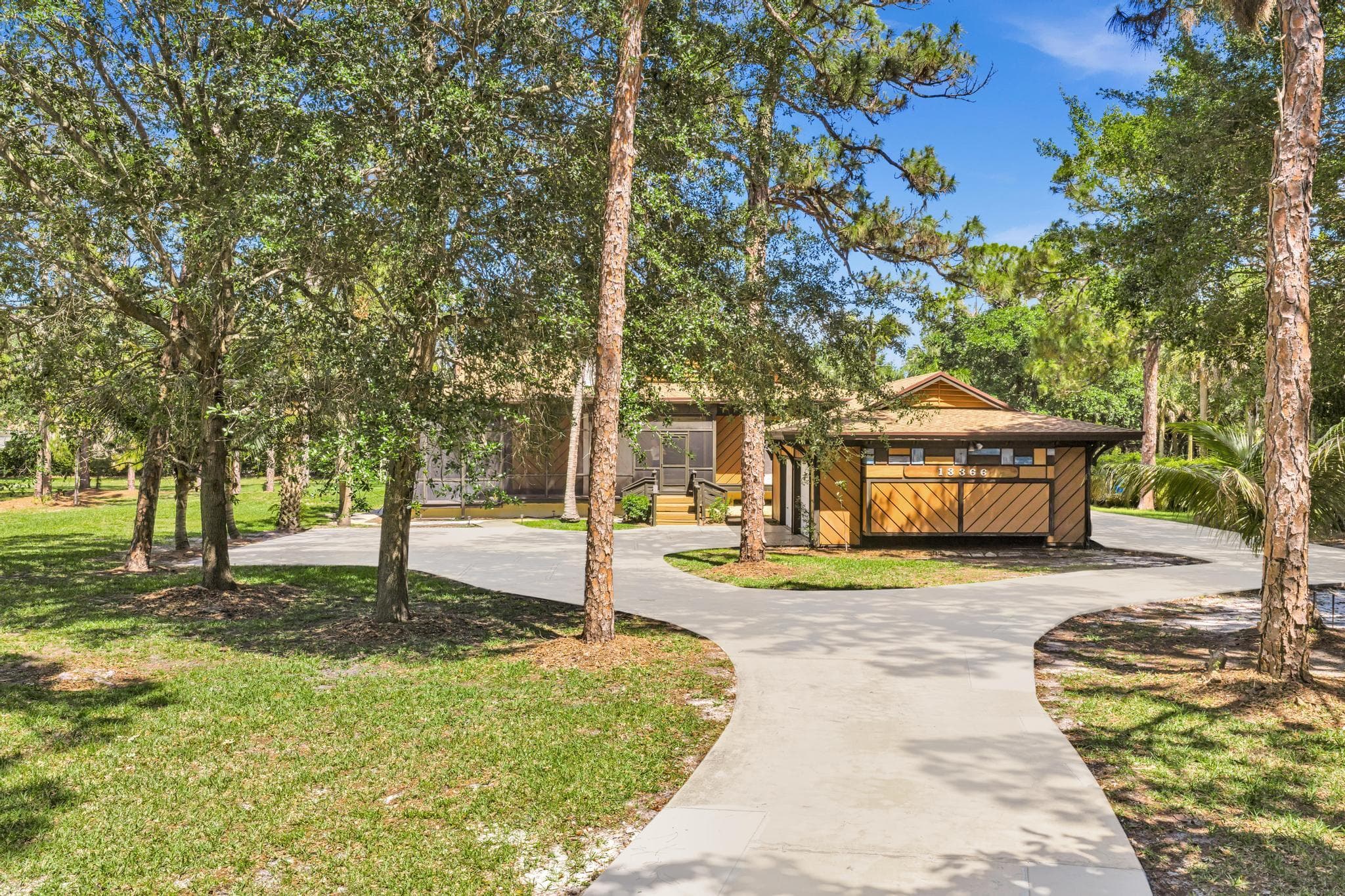 13366 48th Trail S, Delray Beach, FL 33445 — photo 2 of 61