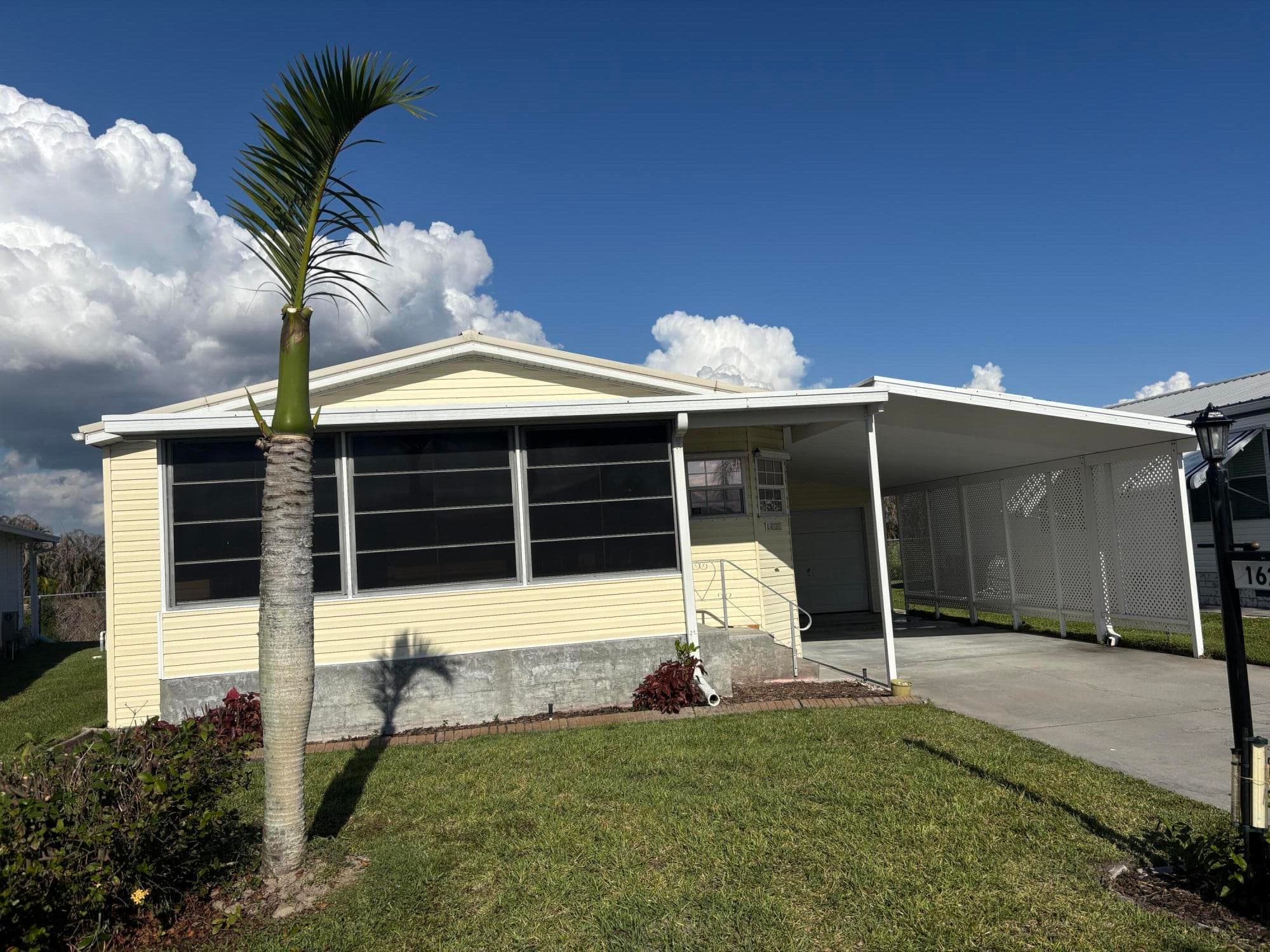 1621 SW 35th Circle, Okeechobee, FL 34974 — photo 1 of 15
