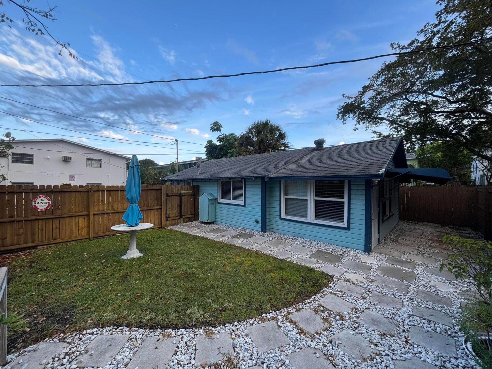 311 S K Street 2, Lake Worth Beach, FL 33460 — photo 1 of 15