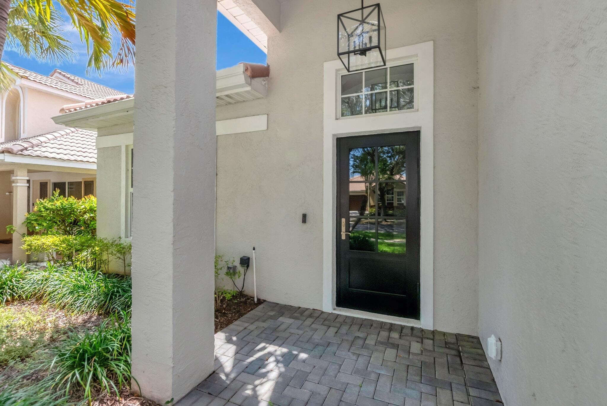 1050 Delray Lakes Drive, Delray Beach, FL 33444 — photo 3 of 59