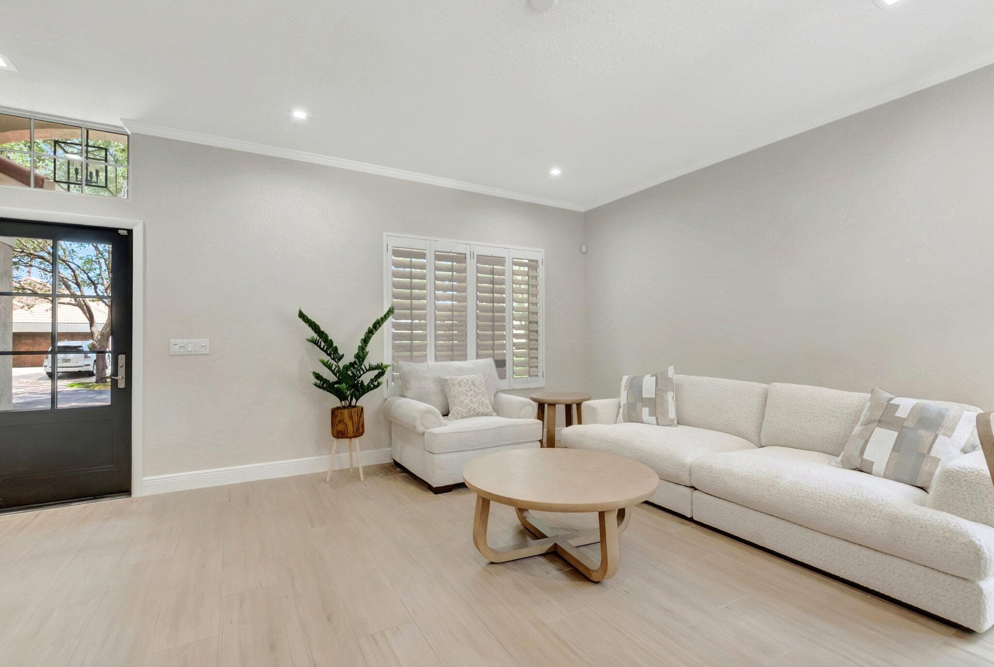 1050 Delray Lakes Drive, Delray Beach, FL 33444 — photo 10 of 59
