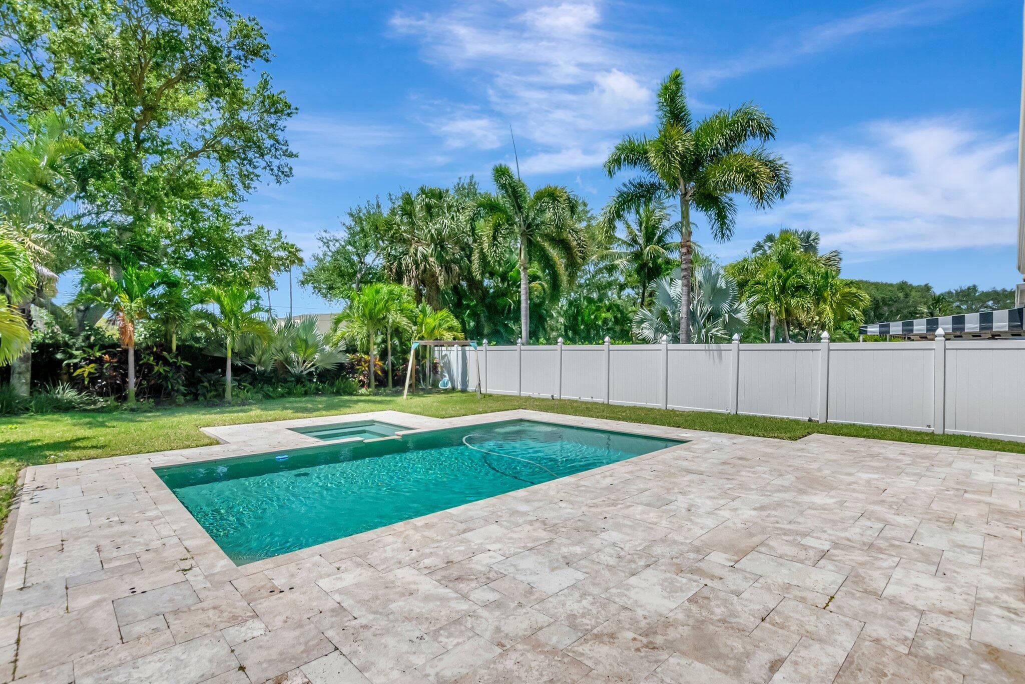 1050 Delray Lakes Drive, Delray Beach, FL 33444 — photo 39 of 59