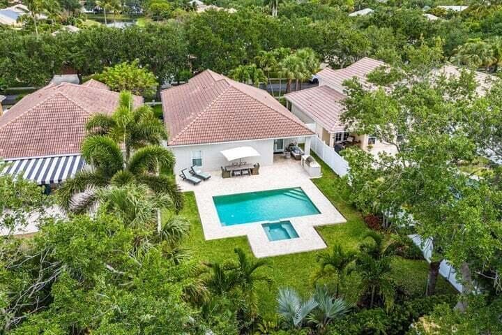 1050 Delray Lakes Drive, Delray Beach, FL 33444 — photo 44 of 59