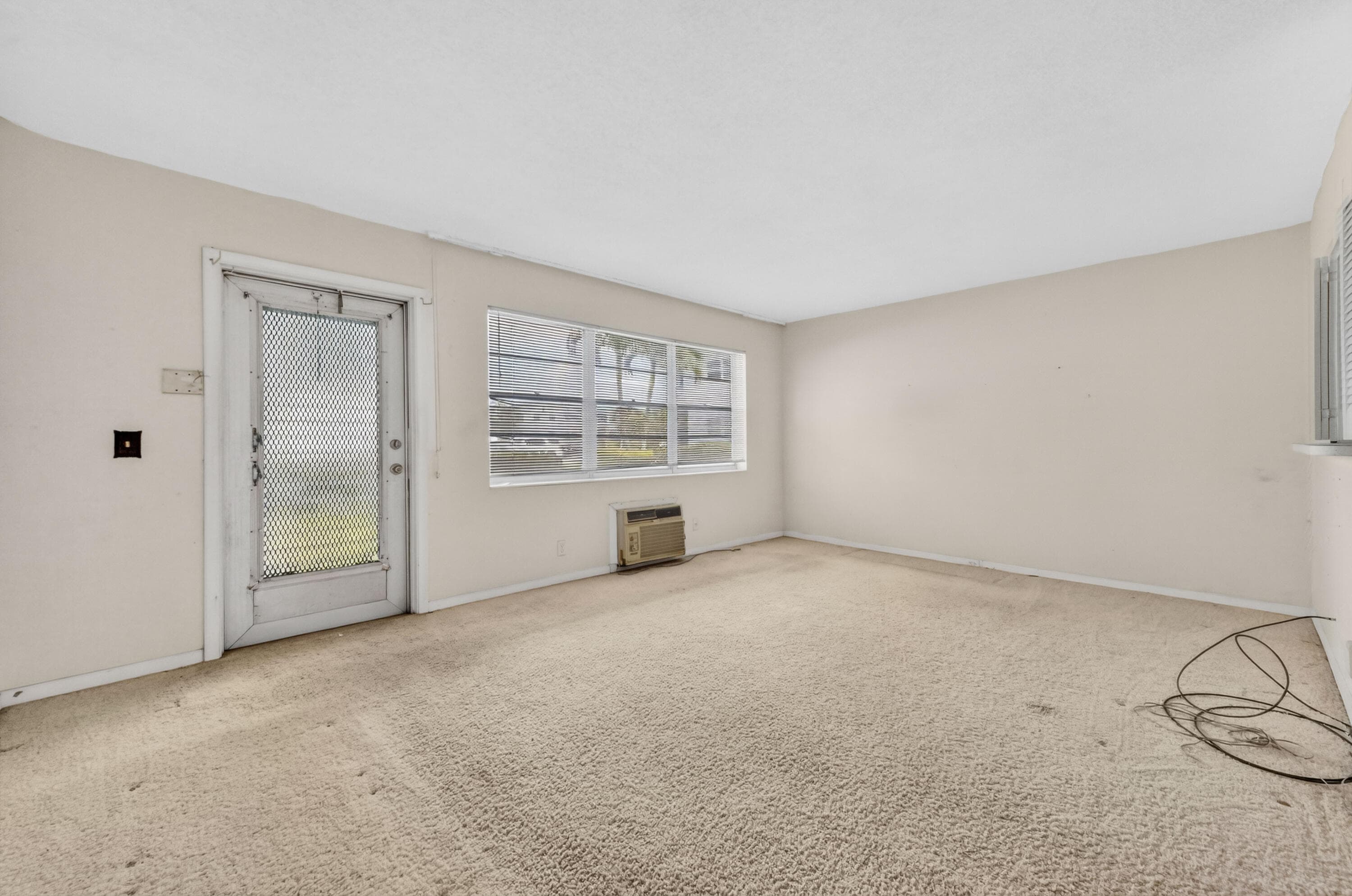 2 Chatham A, West Palm Beach, FL 33417 — photo 4 of 29