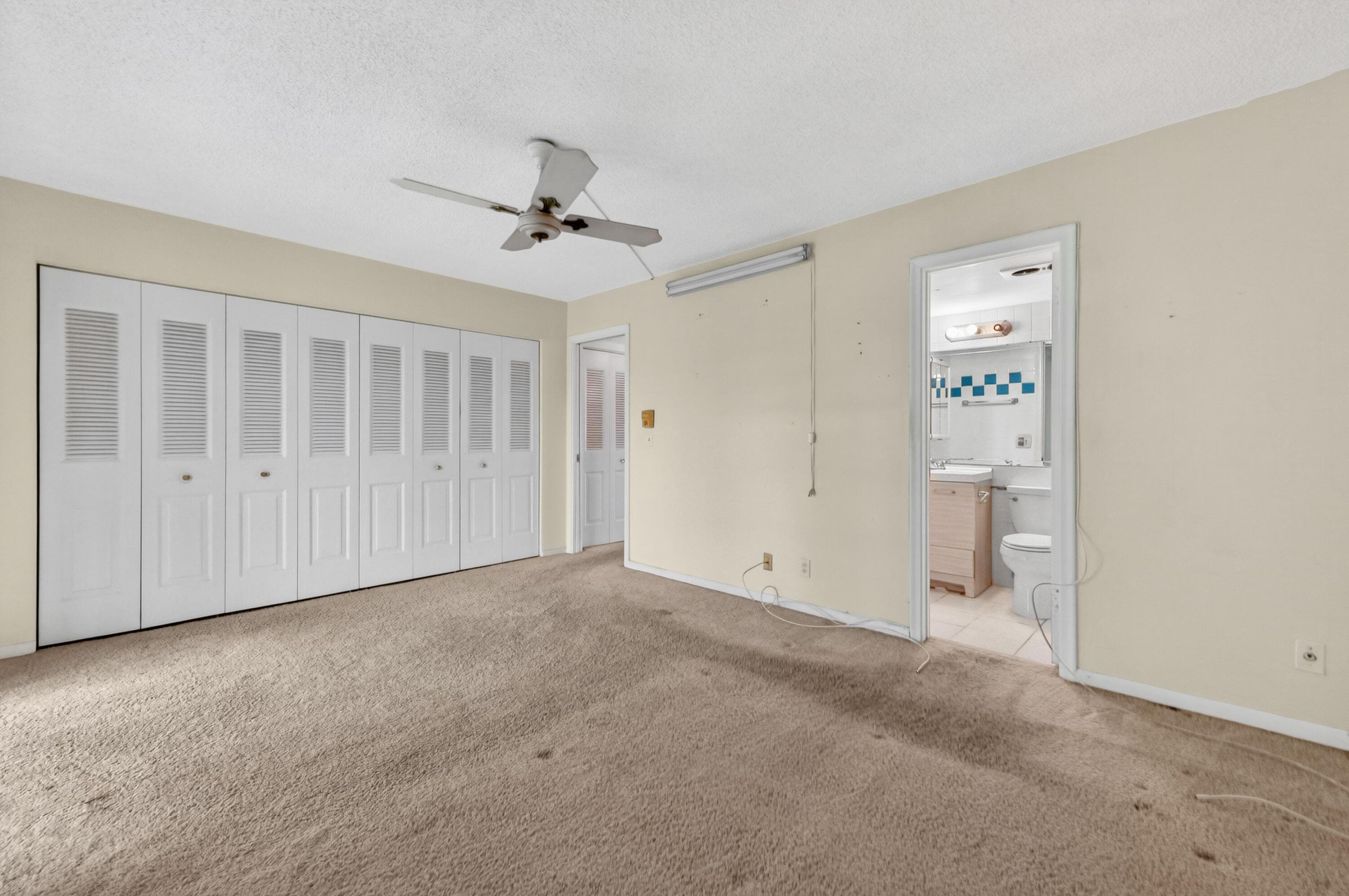 2 Chatham A, West Palm Beach, FL 33417 — photo 13 of 29