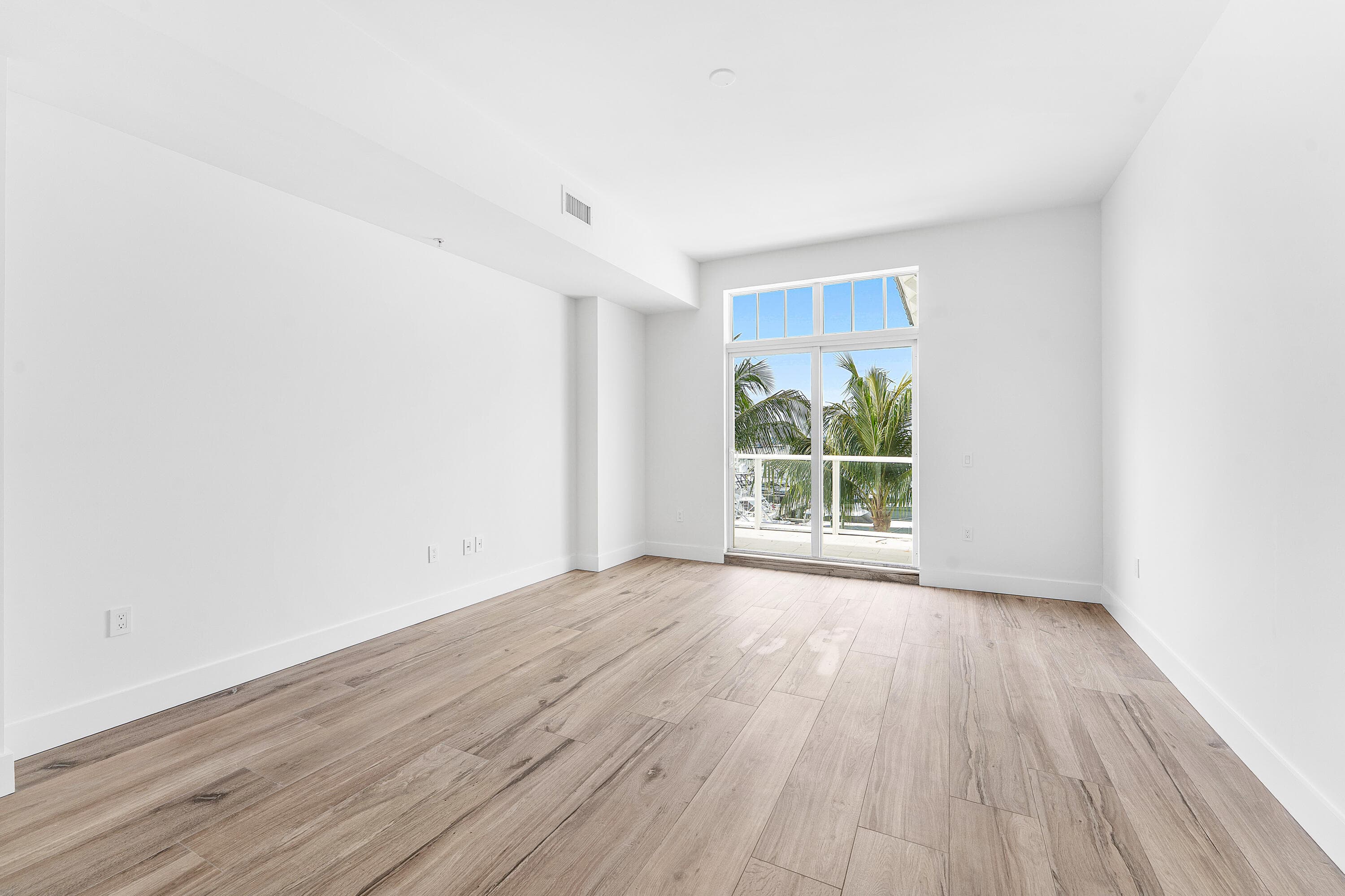 180 Lake Drive 2204, Palm Beach Shores, FL 33404 — photo 25 of 42