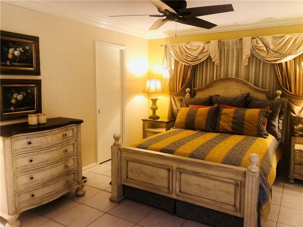 137 Farnham F 137, Deerfield Beach, FL 33442 — photo 2 of 96