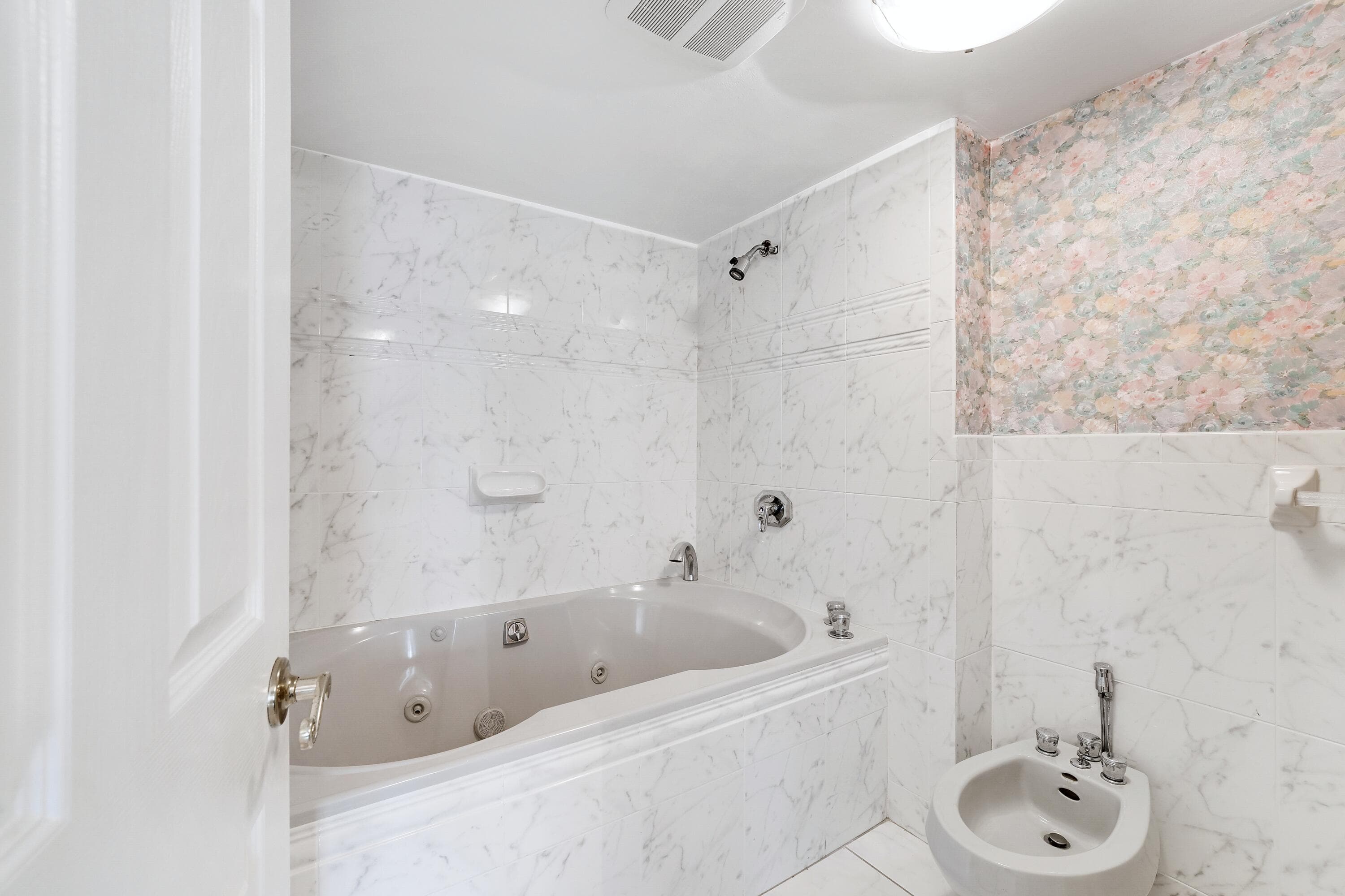 3750 Galt Ocean Drive 1710, Fort Lauderdale, FL 33308 — photo 20 of 44