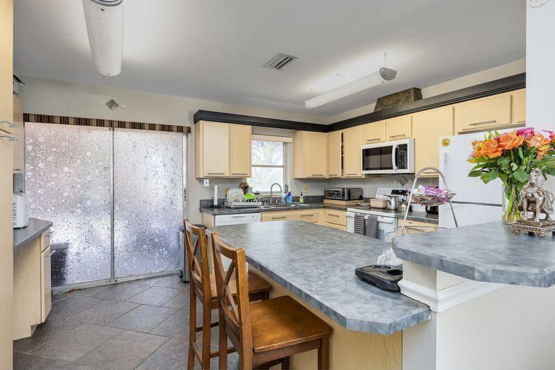734 SE Arton Lane, Port St. Lucie, FL 34983 — photo 4 of 17