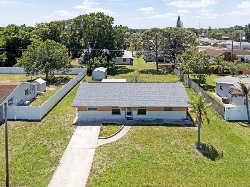 734 SE Arton Lane, Port St. Lucie, FL 34983 — photo 3 of 17