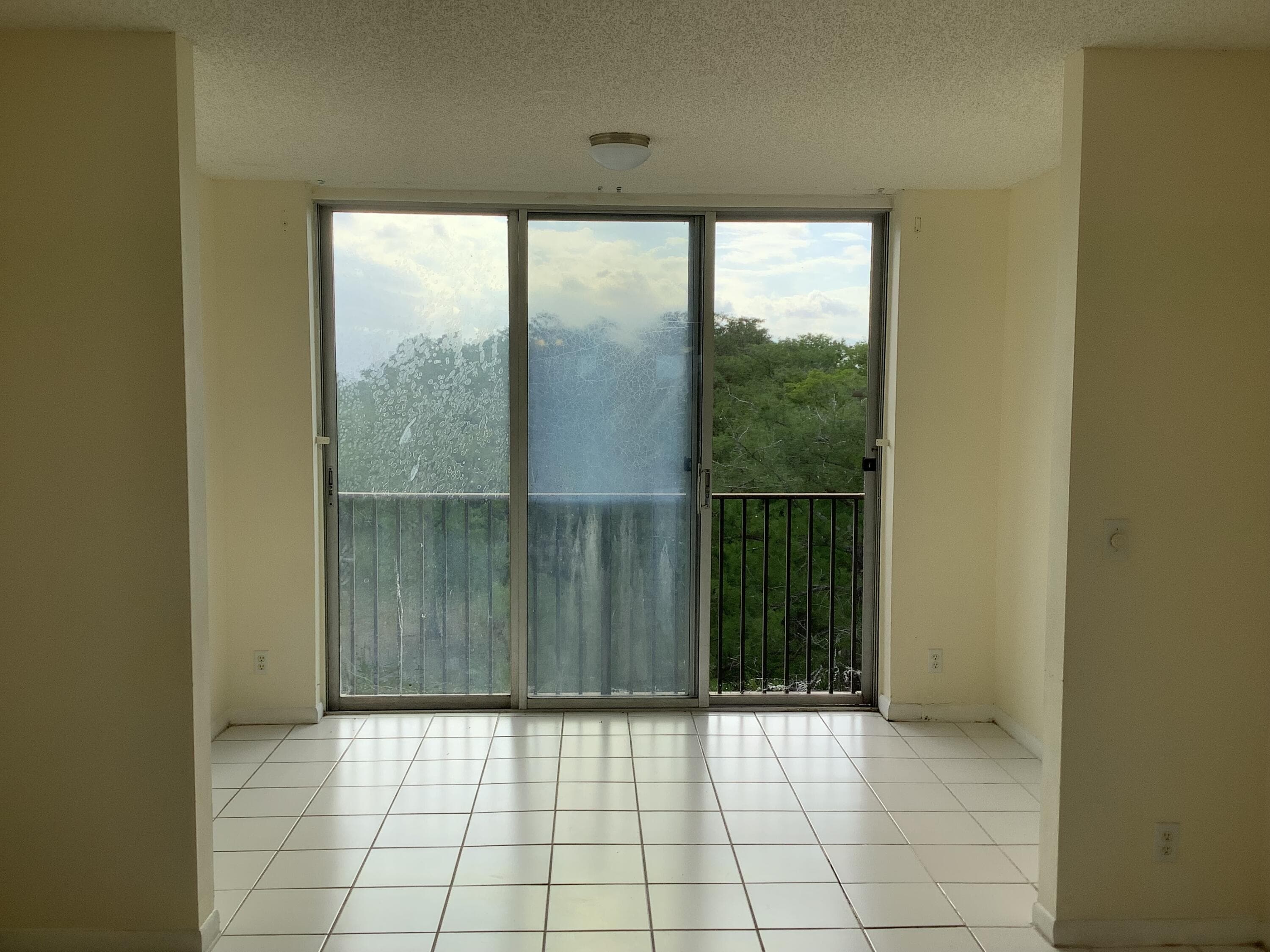 7730 NW 50th Street Unit 510, Lauderhill, FL 33351 — photo 8 of 25