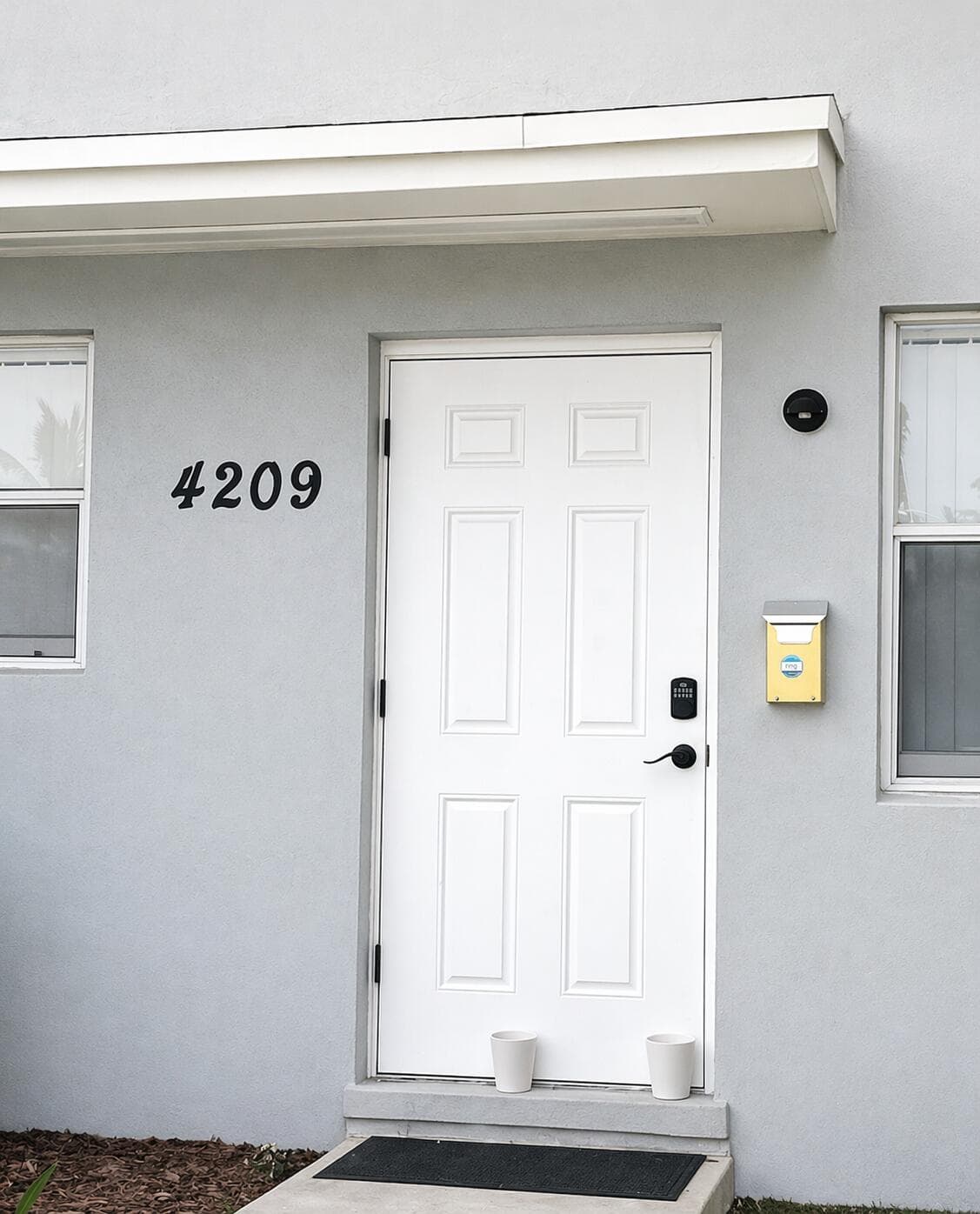 4209 S Olive Avenue, West Palm Beach, FL 33405 — photo 1 of 2