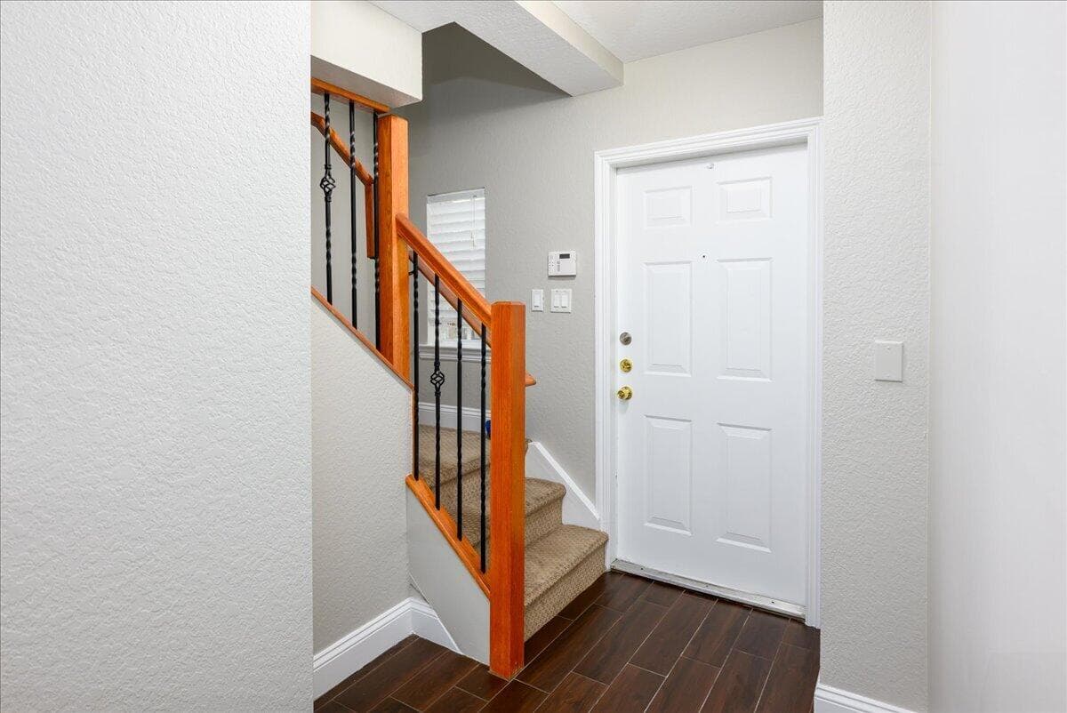 538 NE 7th Avenue 1, Fort Lauderdale, FL 33301 — photo 20 of 28