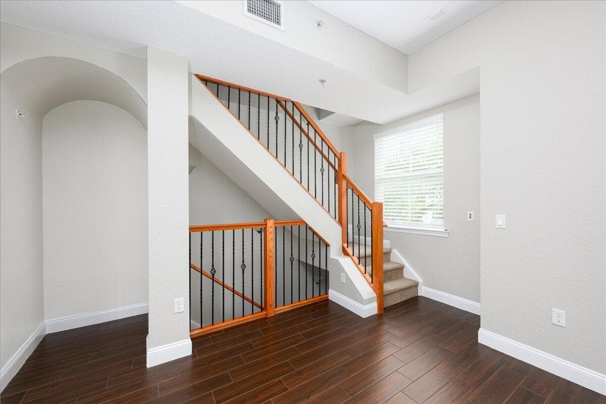 538 NE 7th Avenue 1, Fort Lauderdale, FL 33301 — photo 9 of 28