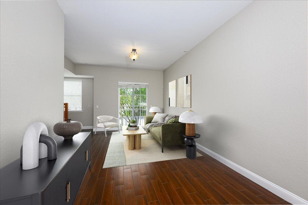 538 NE 7th Avenue 1, Fort Lauderdale, FL 33301 — photo 3 of 28