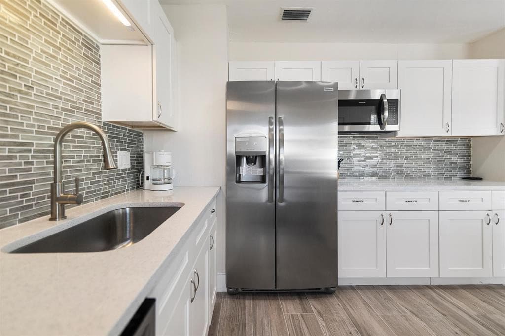 2501 NE 12th Street, Pompano Beach, FL 33062 — photo 2 of 29