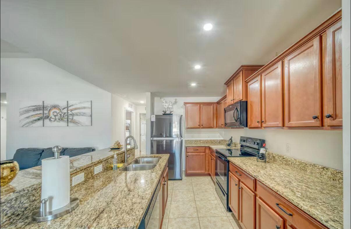 1925 SW 14th Street, Cape Coral, FL 33991 — photo 16 of 36