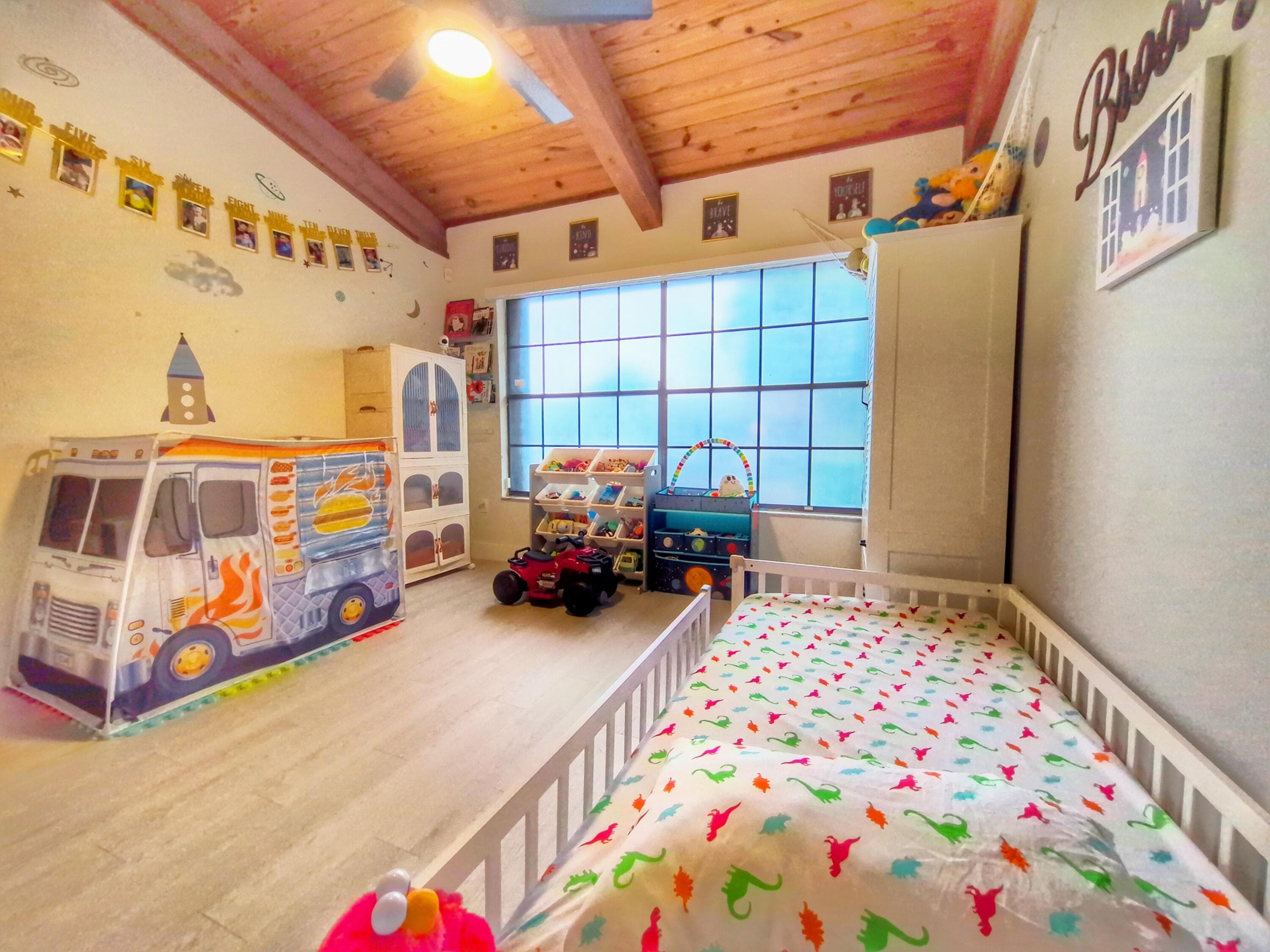 10180 E Cypress Court 10180, Pembroke Pines, FL 33026 — photo 17 of 25