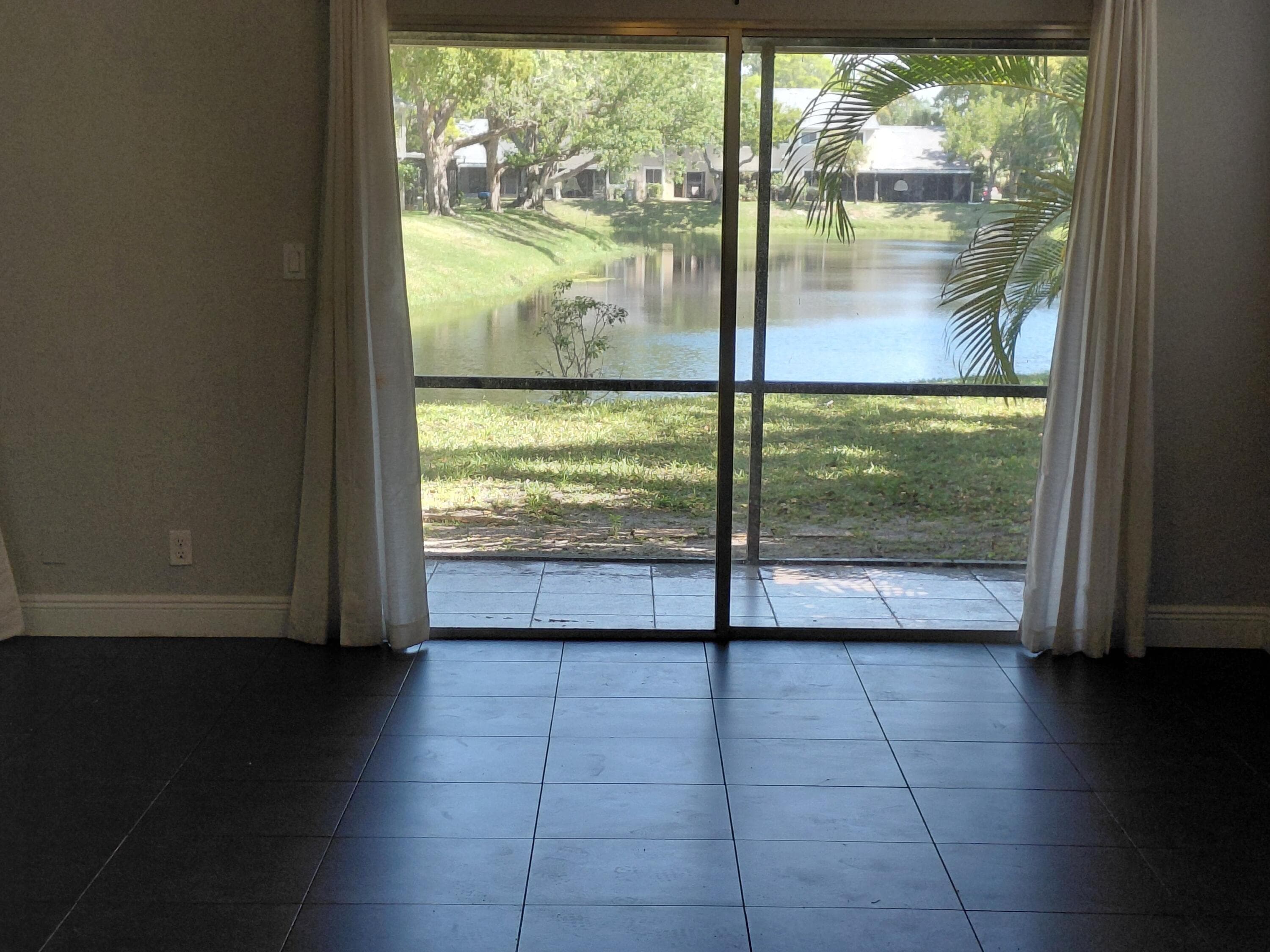 1947 E Discovery Circle E, Deerfield Beach, FL 33442 — photo 19 of 35