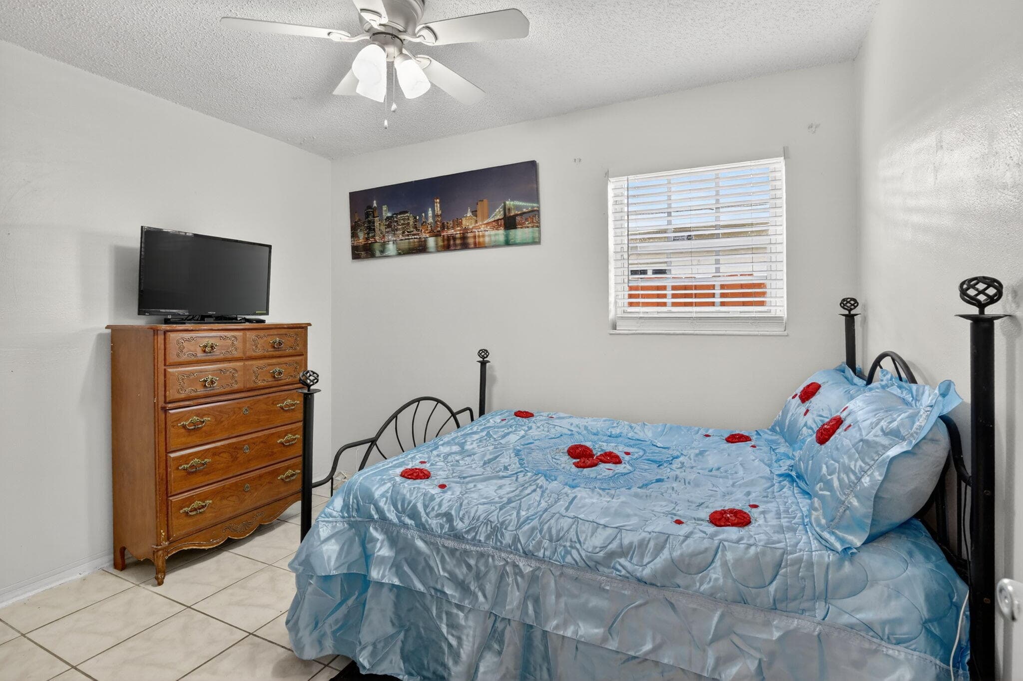 1411 NW 89th Avenue, Pembroke Pines, FL 33024 — photo 28 of 57