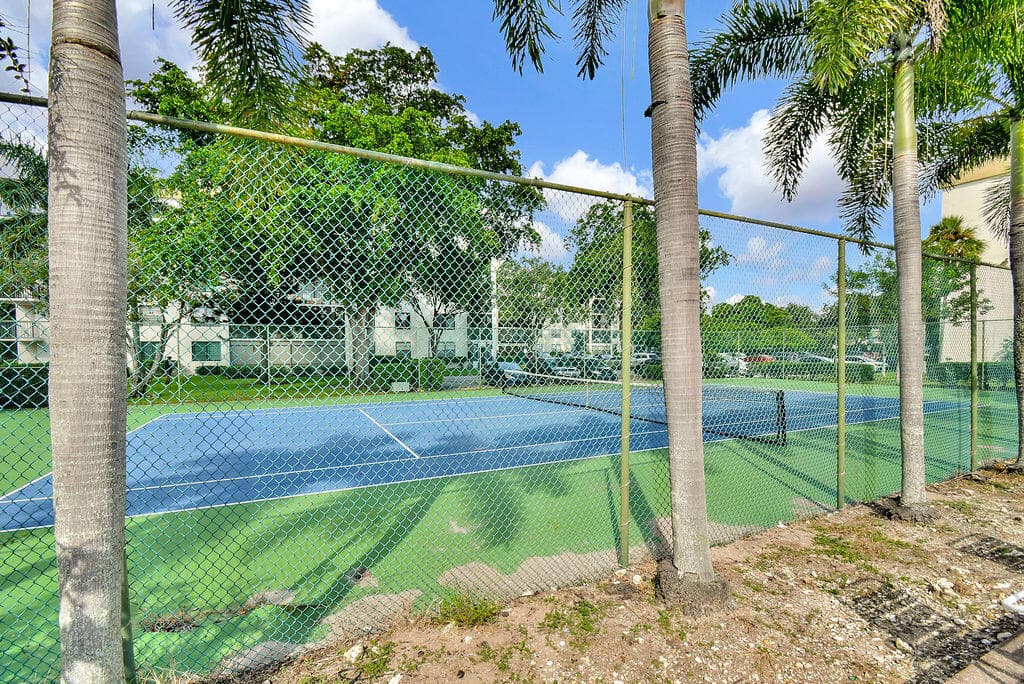 6190 Woodlands Boulevard 312, Tamarac, FL 33319 — photo 3 of 28