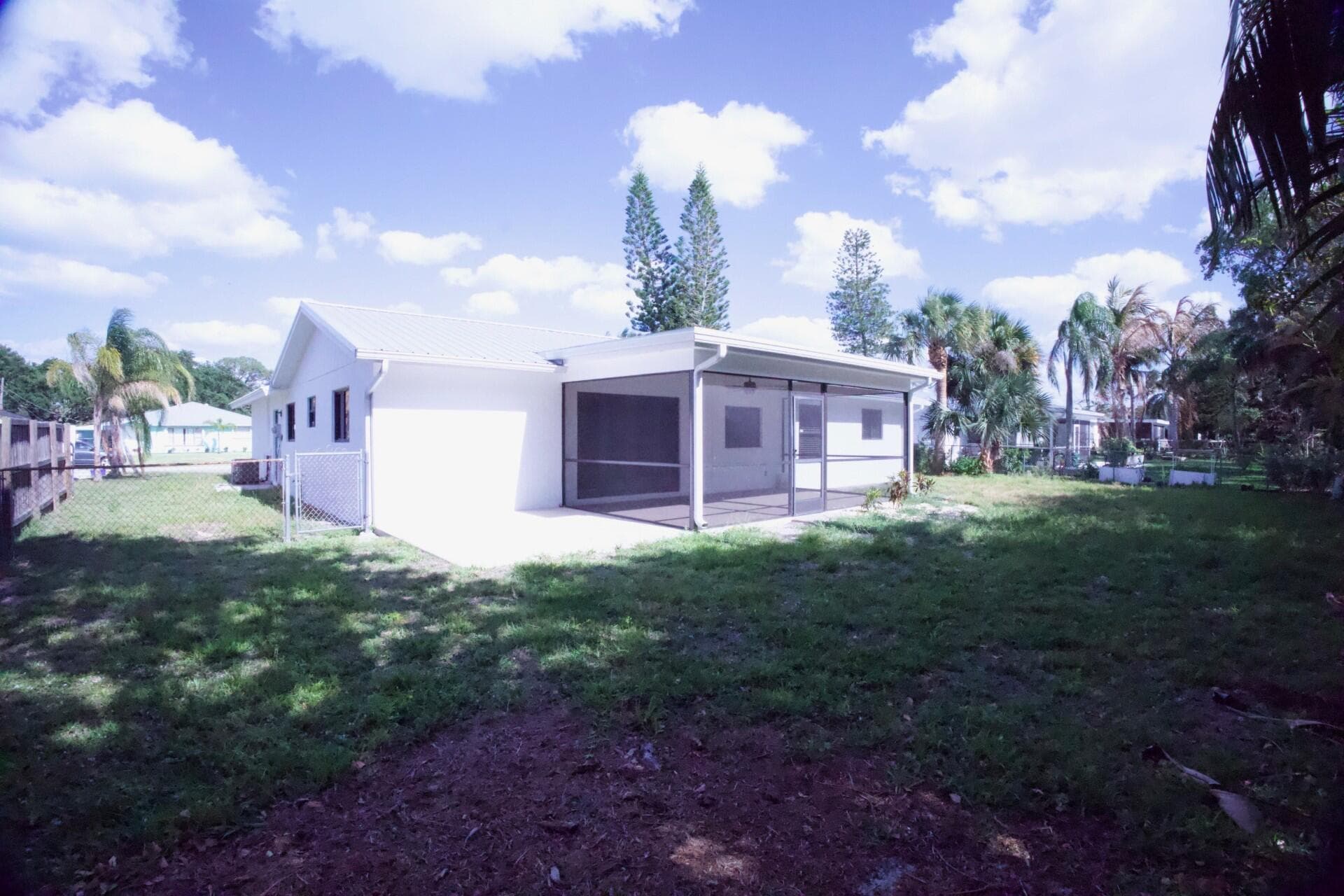 700 N Perry Avenue, Jupiter, FL 33458 — photo 17 of 34