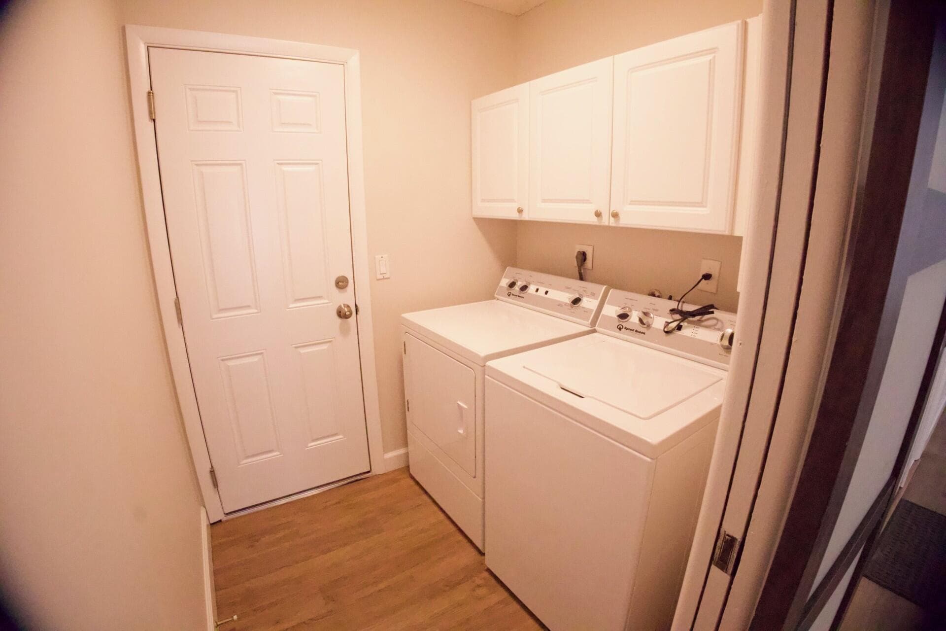700 N Perry Avenue, Jupiter, FL 33458 — photo 7 of 34