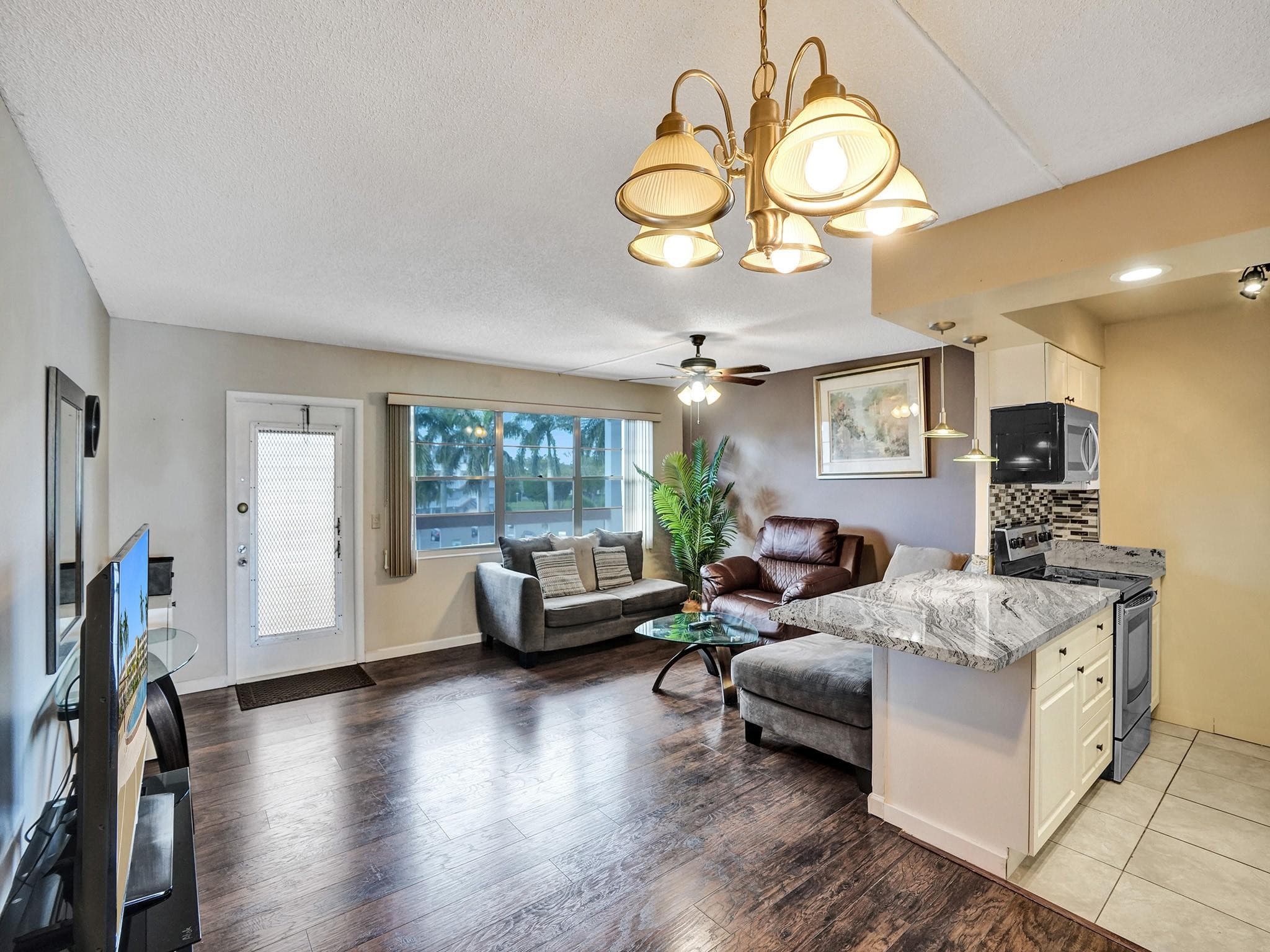 3014 Cornwall A, Boca Raton, FL 33434 — photo 1 of 40