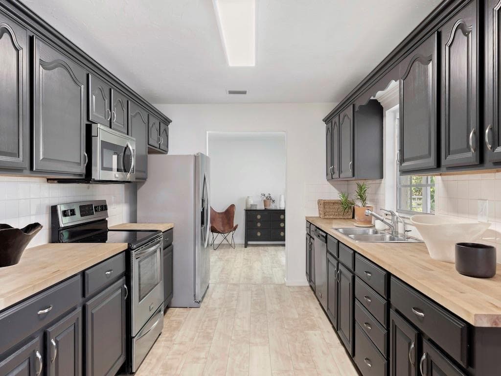 8530 8th Street, Vero Beach, FL 32968 — photo 15 of 21