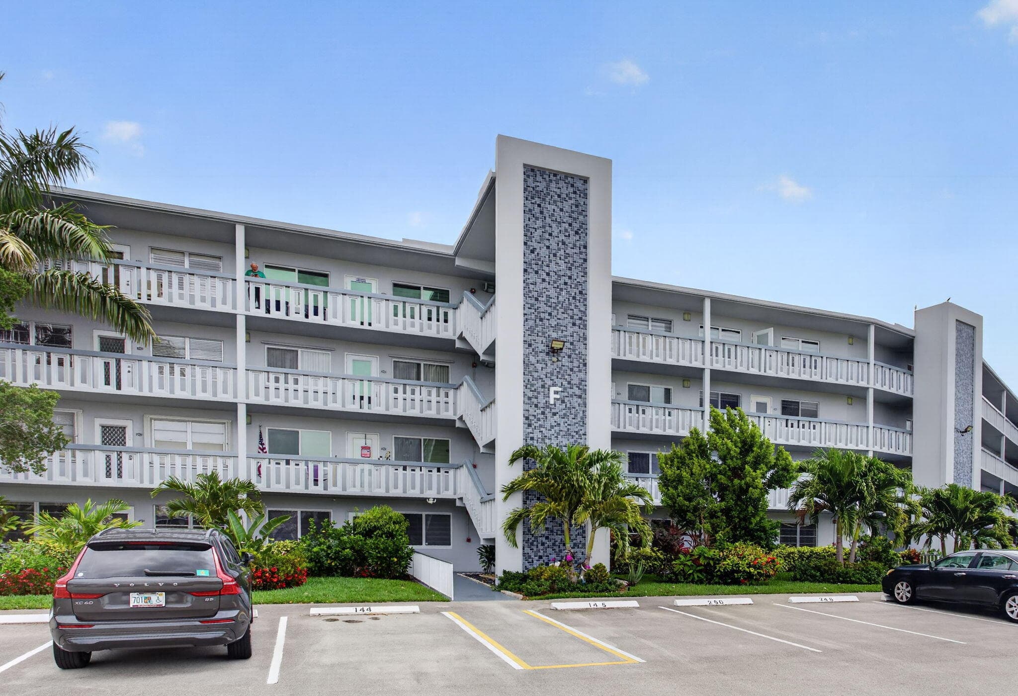 446 Richmond F, Deerfield Beach, FL 33442 — photo 3 of 80