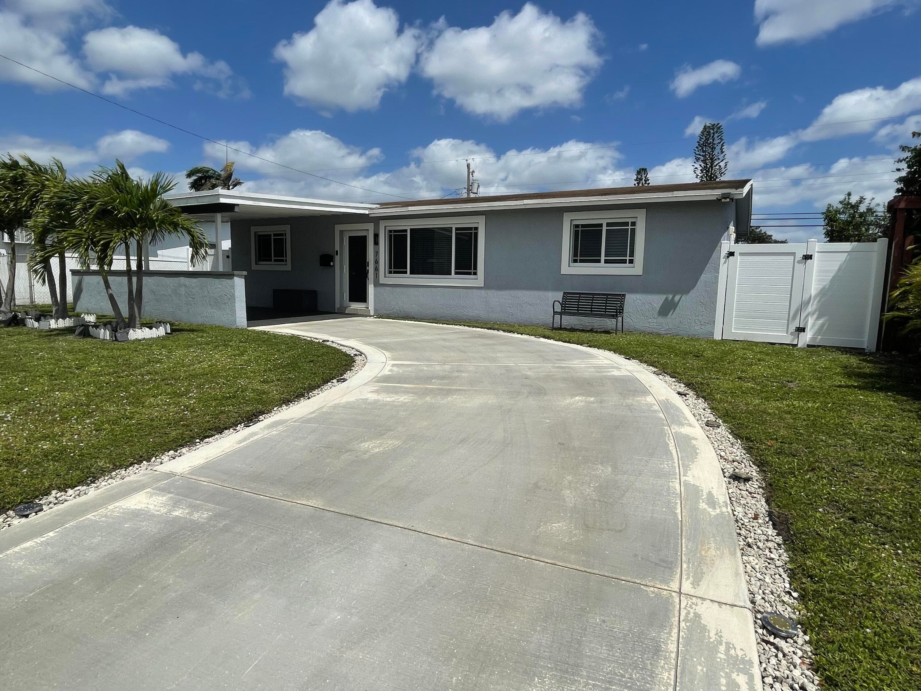 7661 Farragut Street, Hollywood, FL 33024 — photo 6 of 47