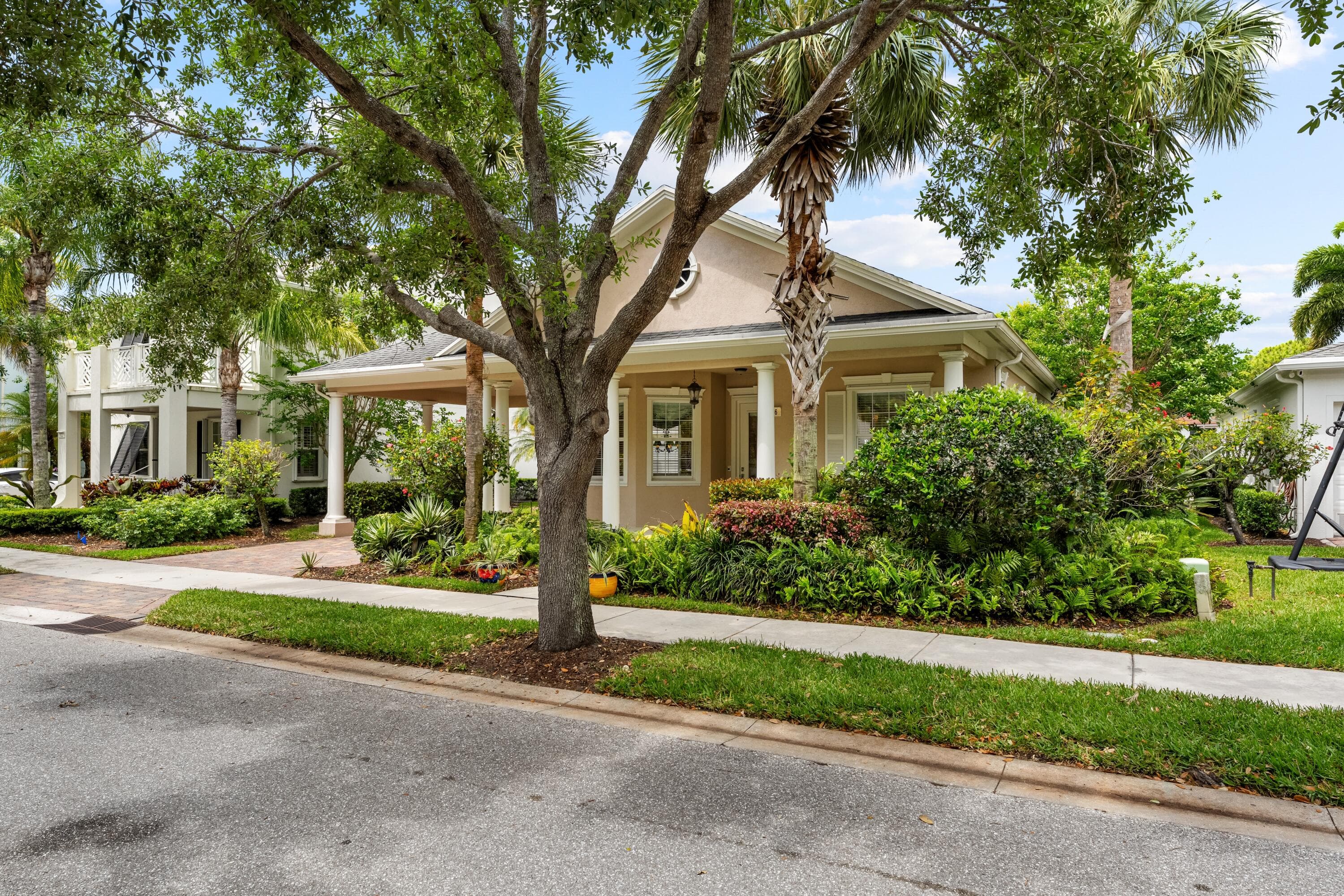 326 Caravelle Drive, Jupiter, FL 33458 — photo 40 of 48