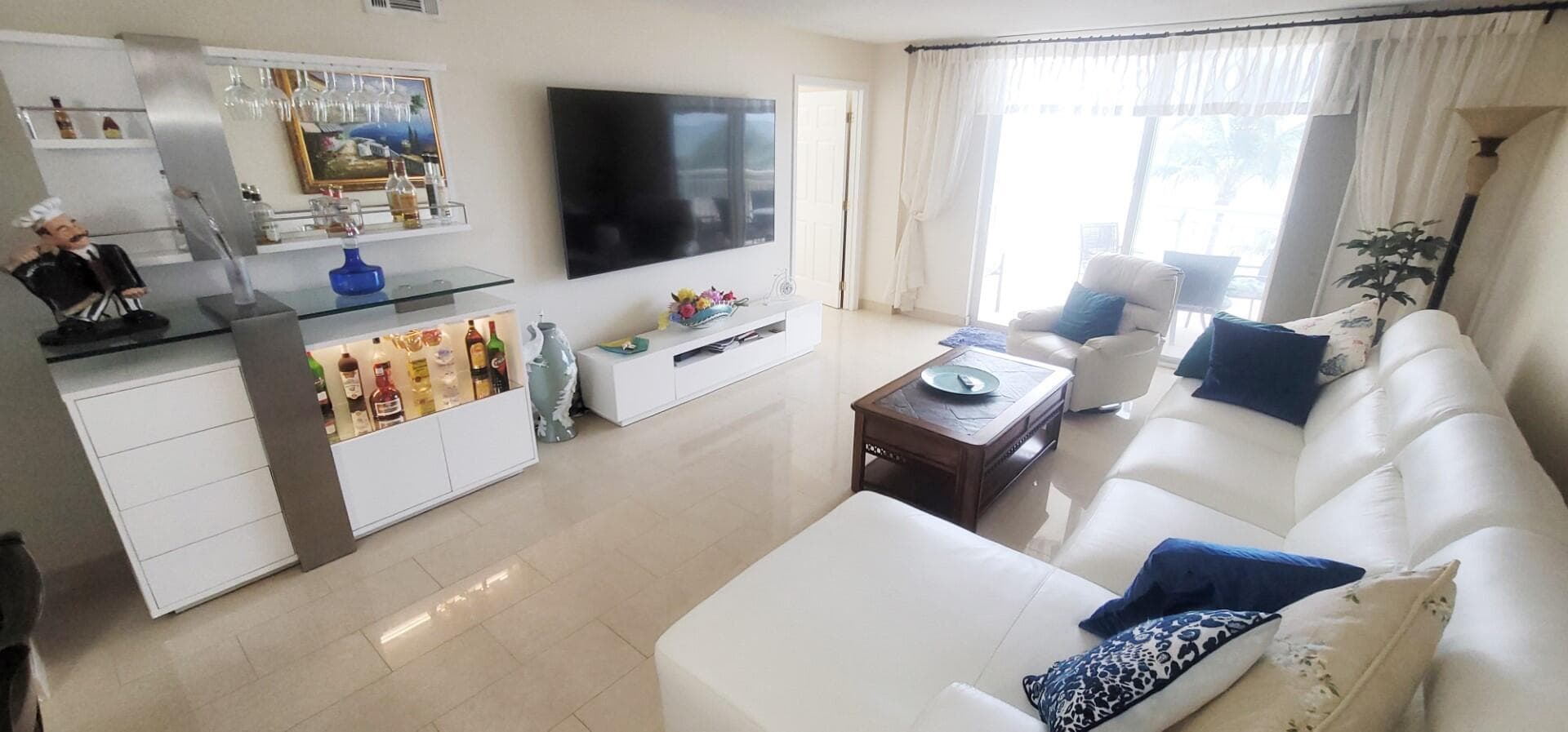 1051 Hillsboro Mile 407e, Hillsboro Beach, FL 33062 — photo 6 of 17