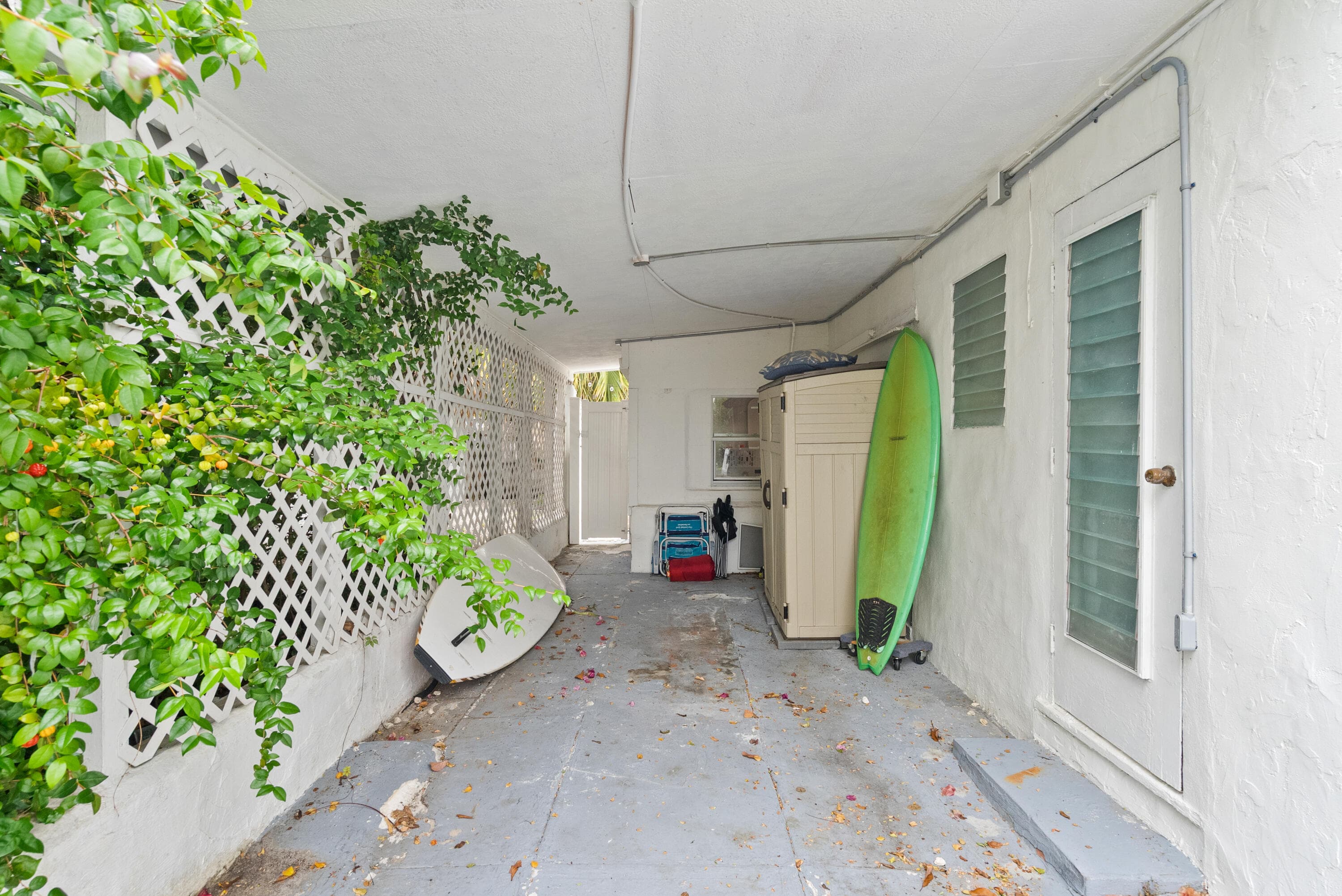 625 Selkirk Street, West Palm Beach, FL 33405 — photo 4 of 28