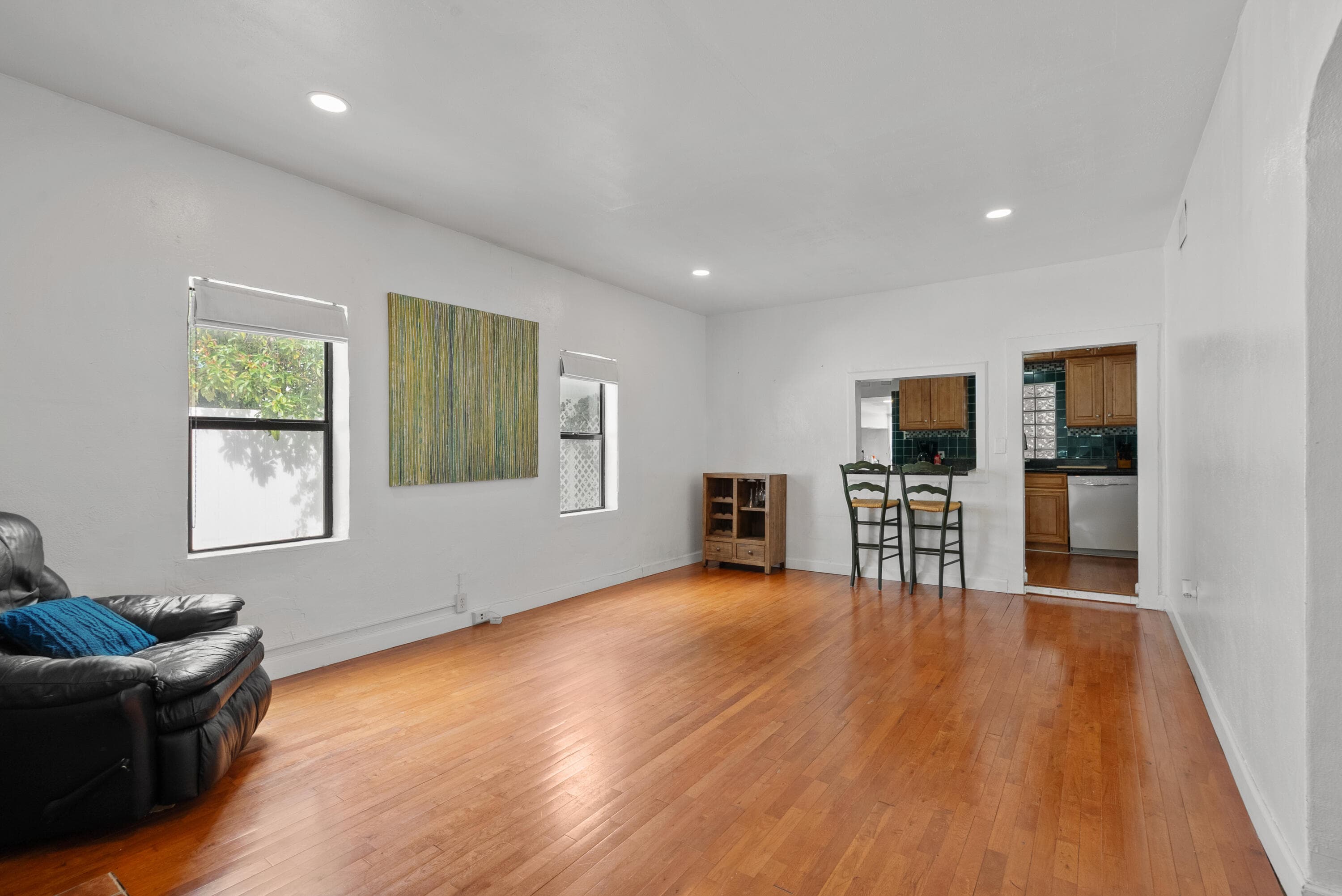 625 Selkirk Street, West Palm Beach, FL 33405 — photo 8 of 28