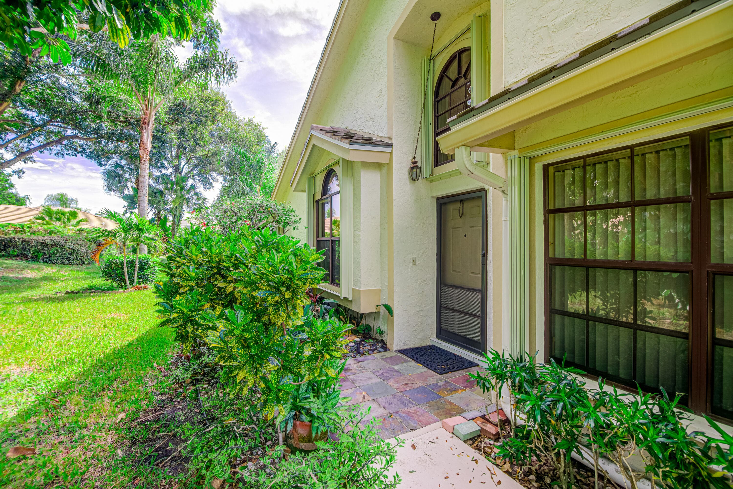 10868 Stafford Circle N, Boynton Beach, FL 33436 — photo 3 of 19