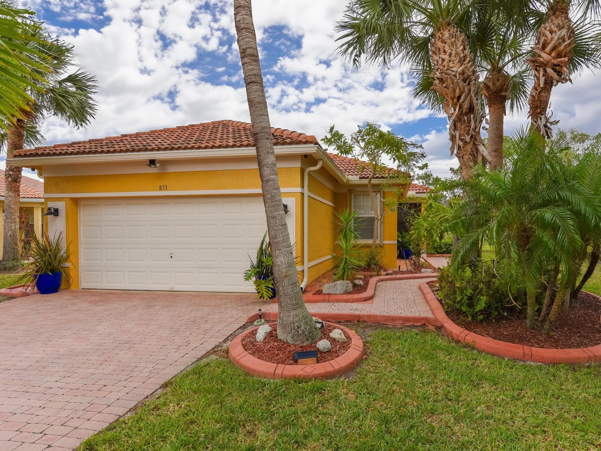 833 NW Rutherford Court NW, Port St. Lucie, FL 34983 — photo 1 of 14